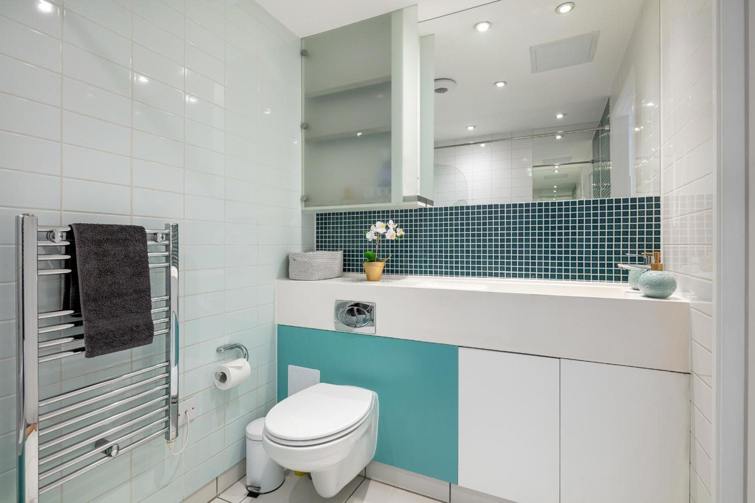 Stunning Apartment with Underground parking!