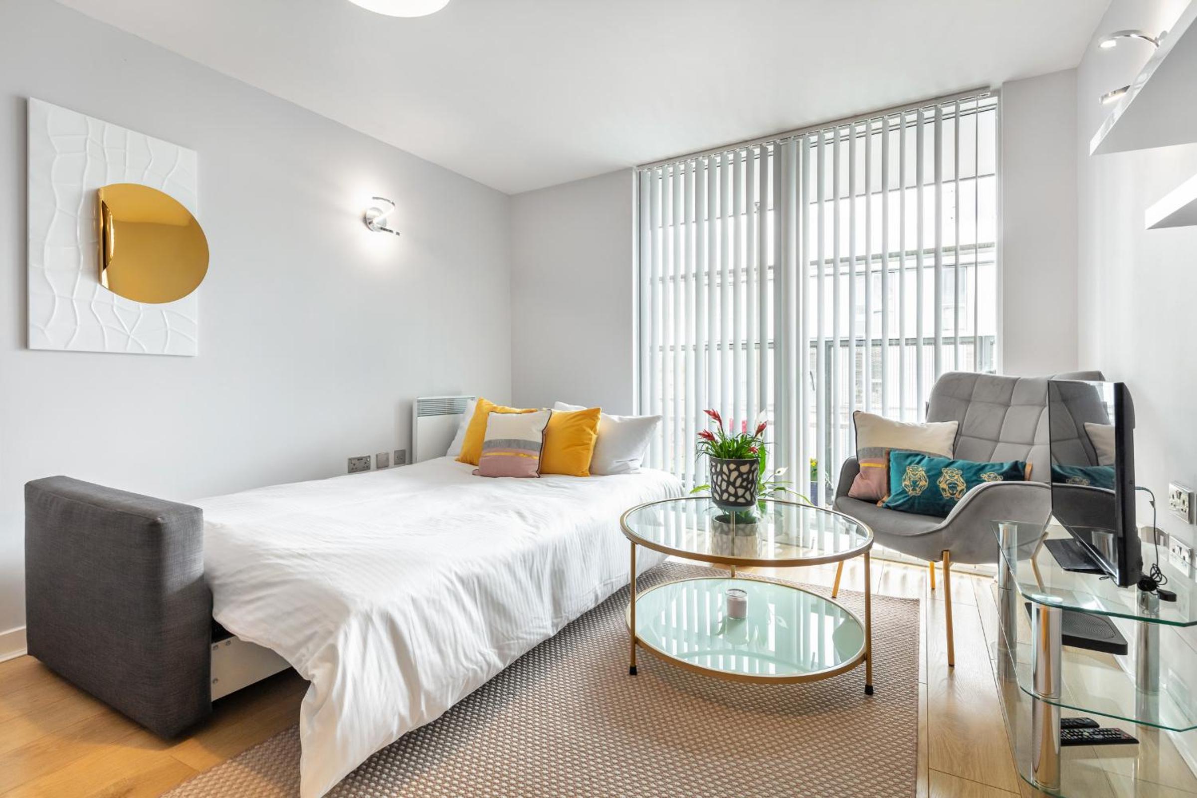 Stunning Apartment with Underground parking!