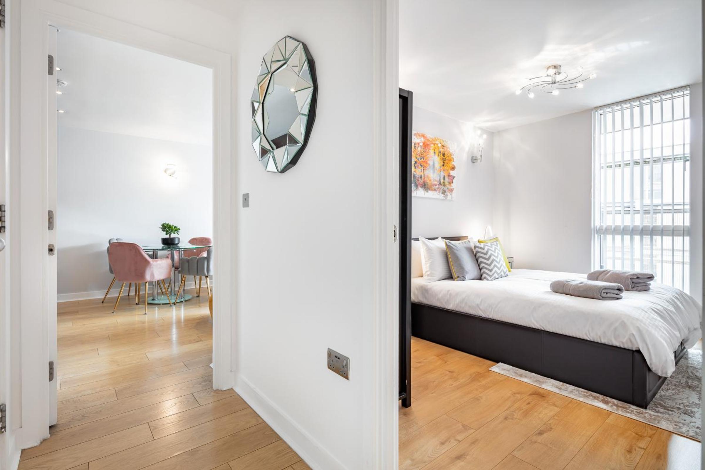 Stunning Apartment with Underground parking!