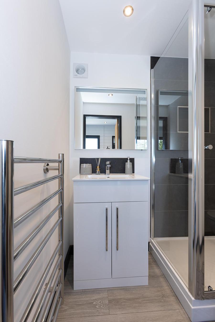 Shearsby Valley Lakes Accommodation
