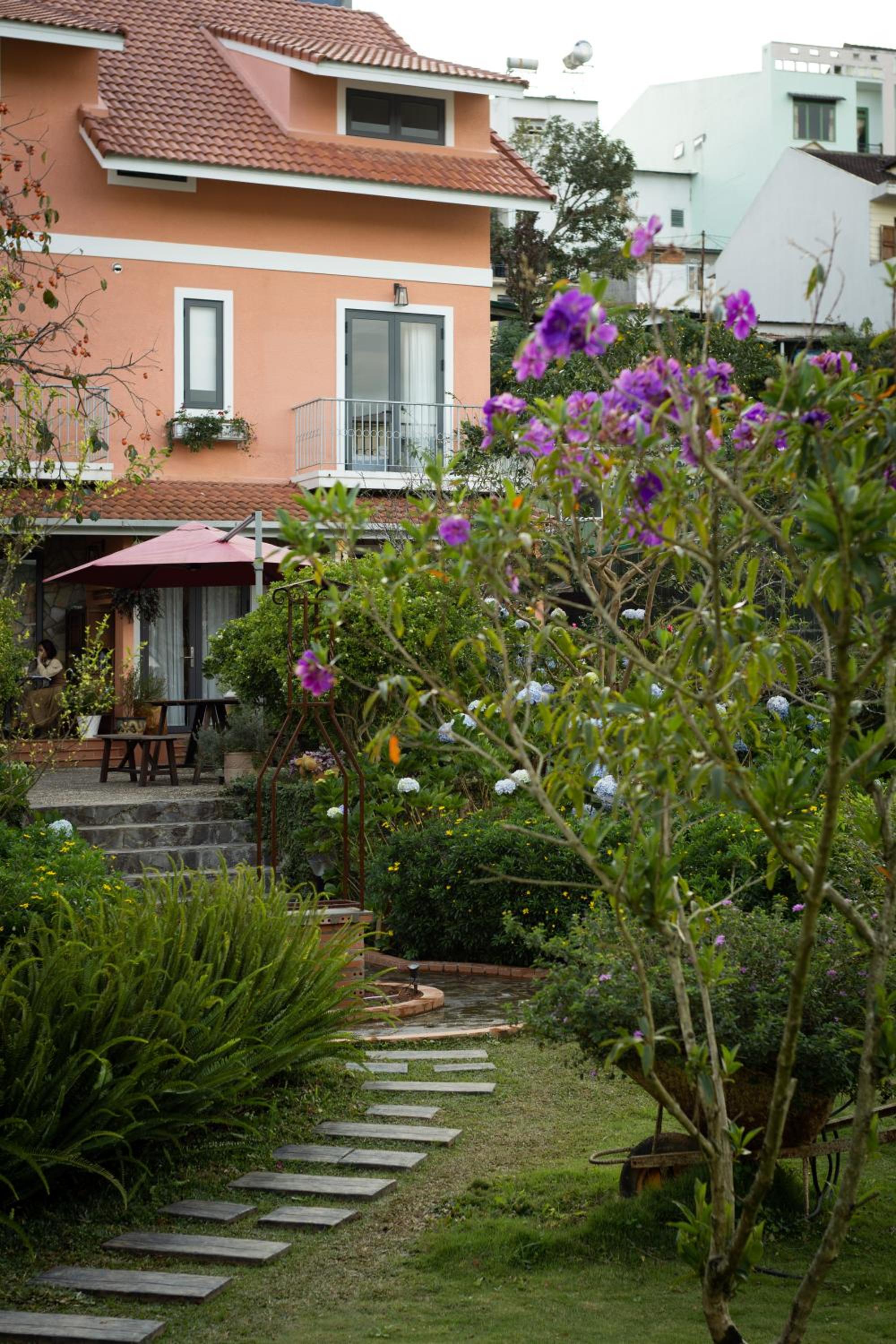 Photo 13