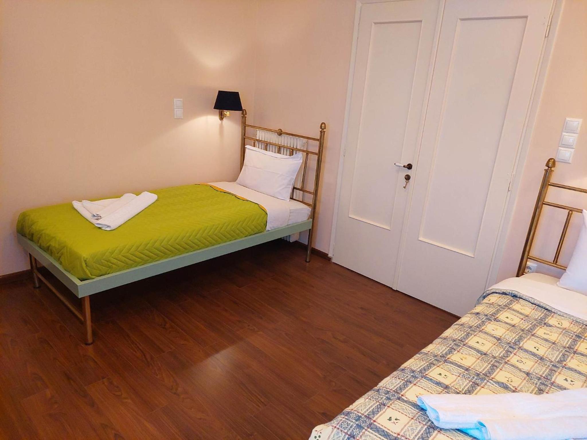 Kalypso Home F