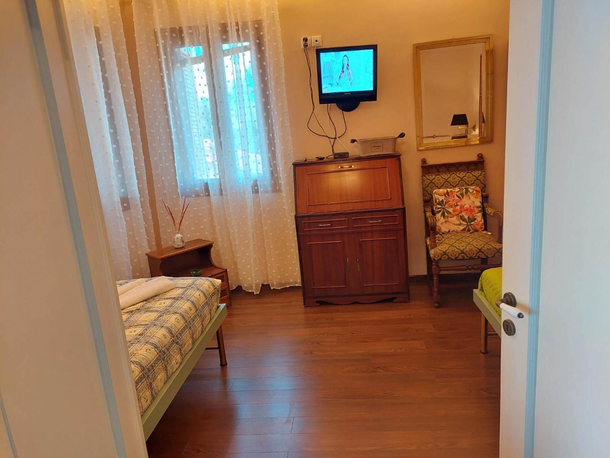 Kalypso Home F