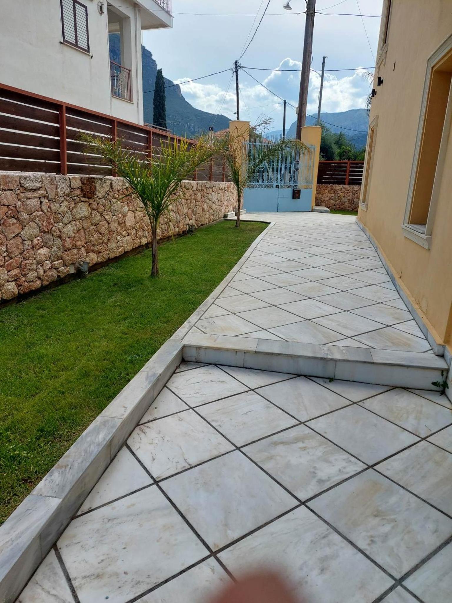 Kalypso Home F
