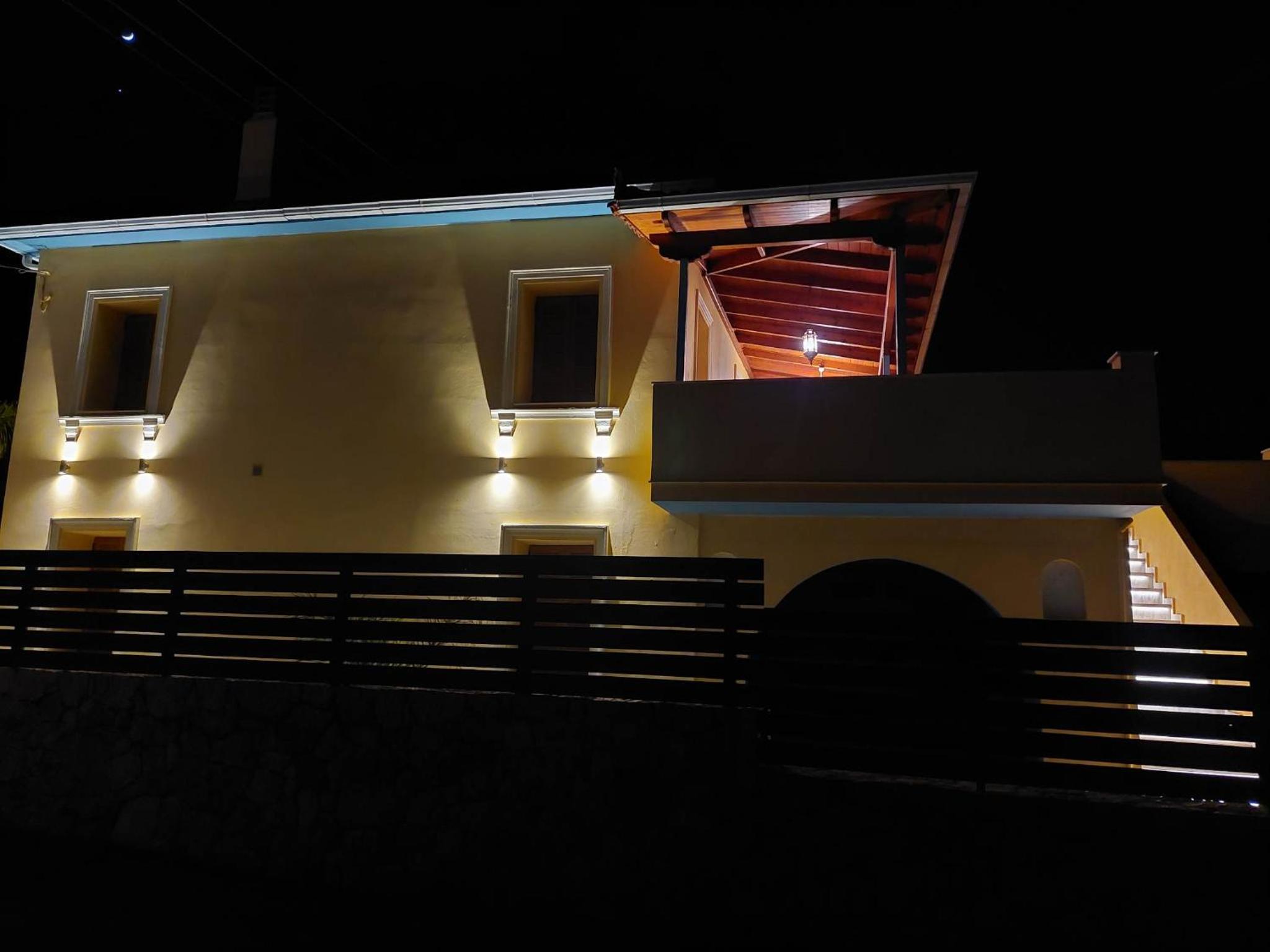 Kalypso Home F