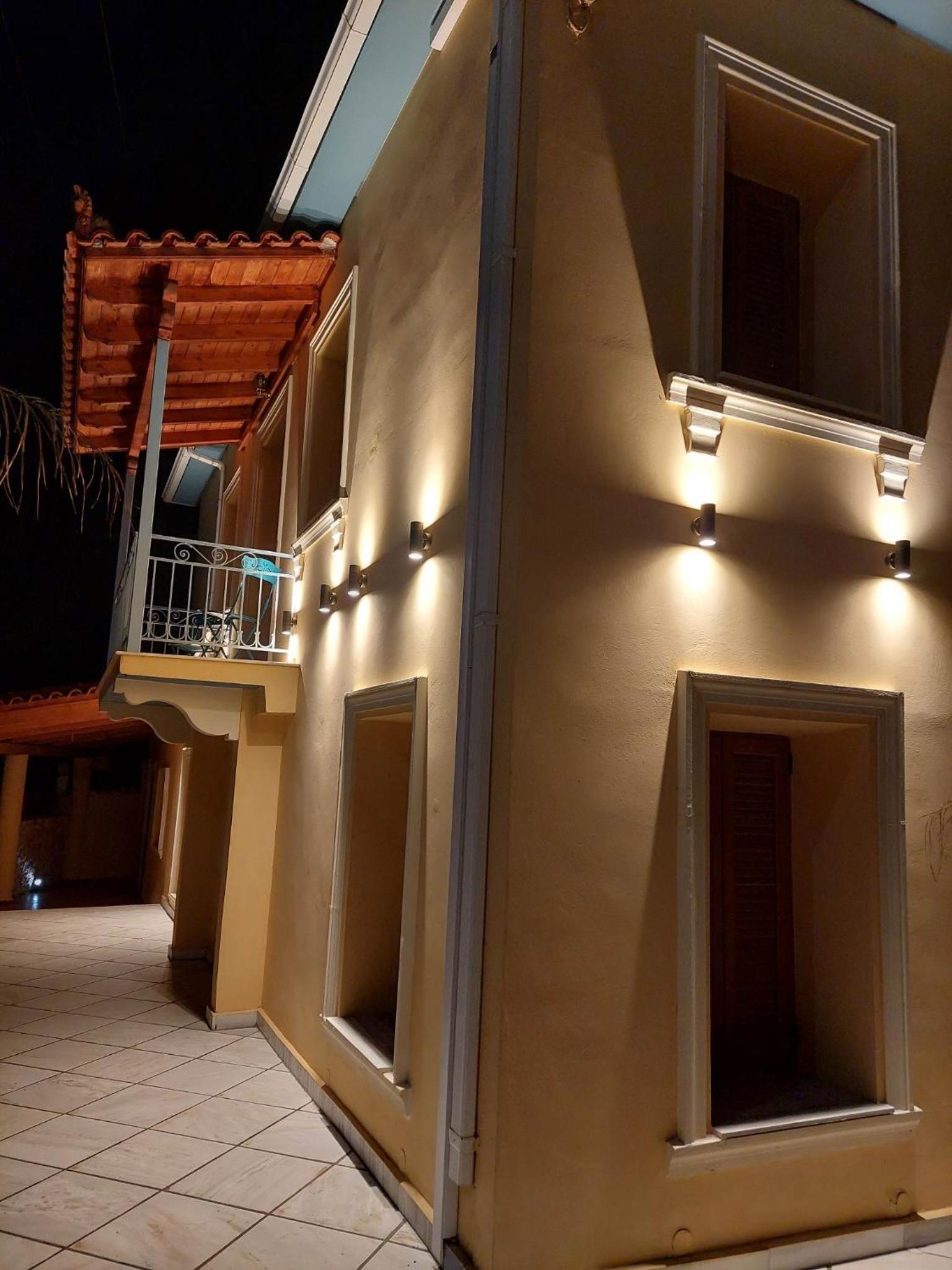 Kalypso Home F