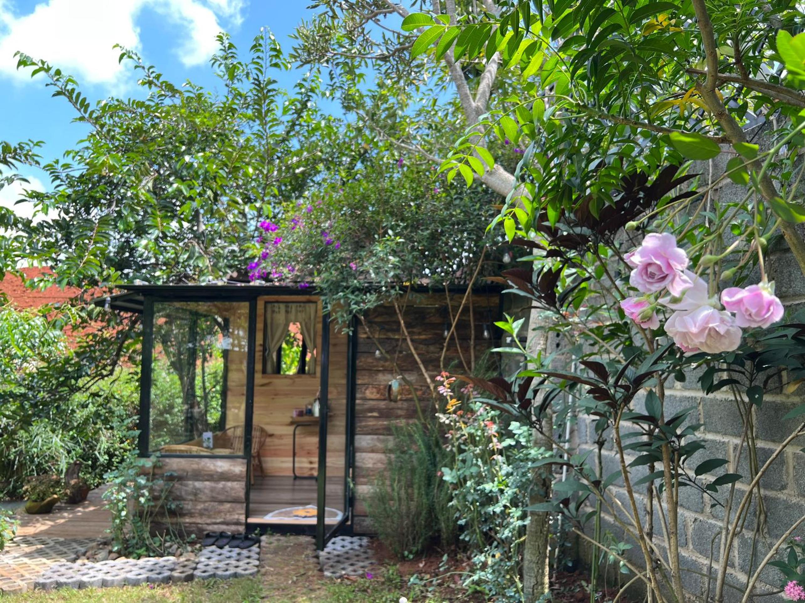 HomeTa Homestay