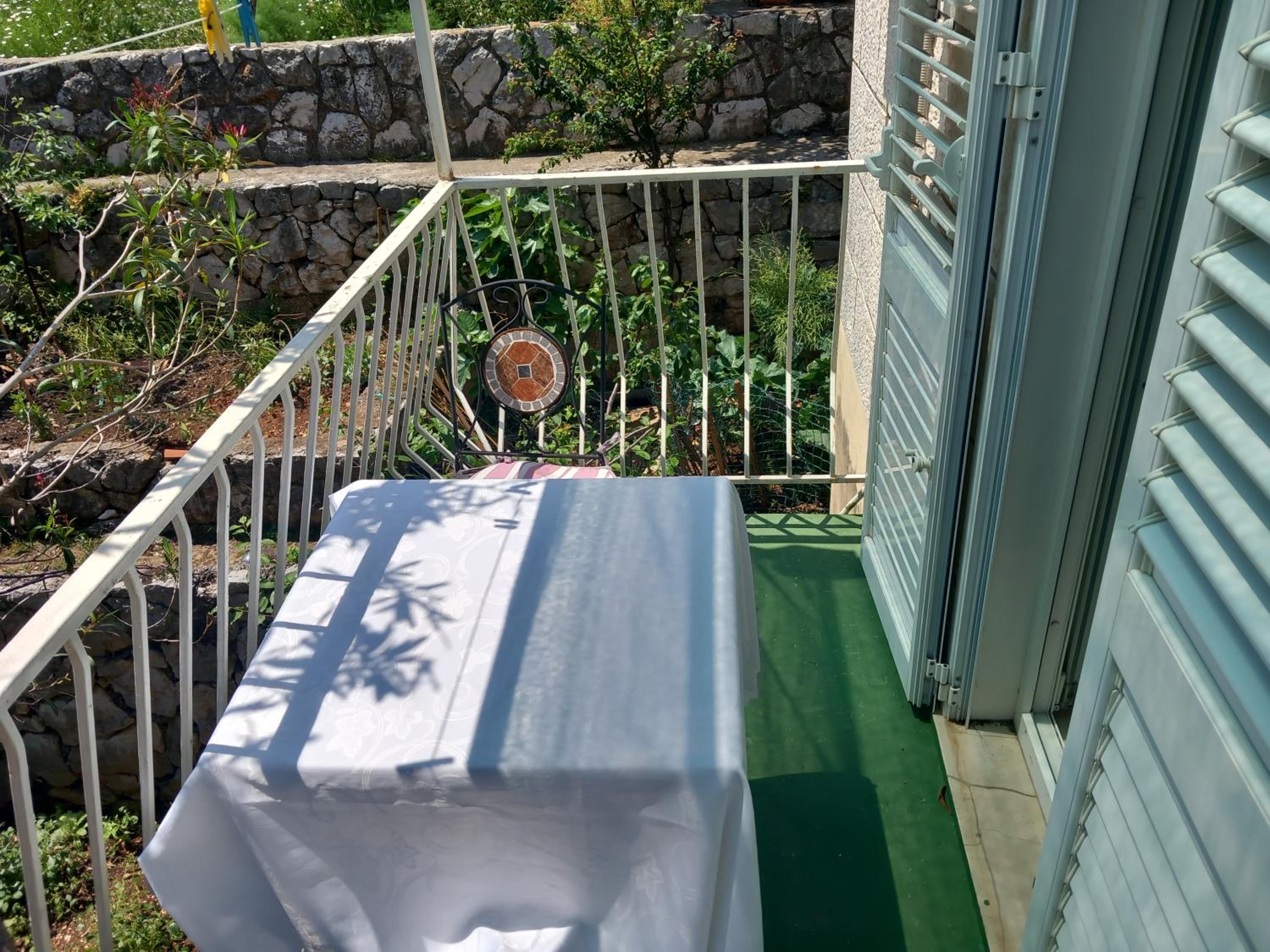 Guest House Mrdalo
