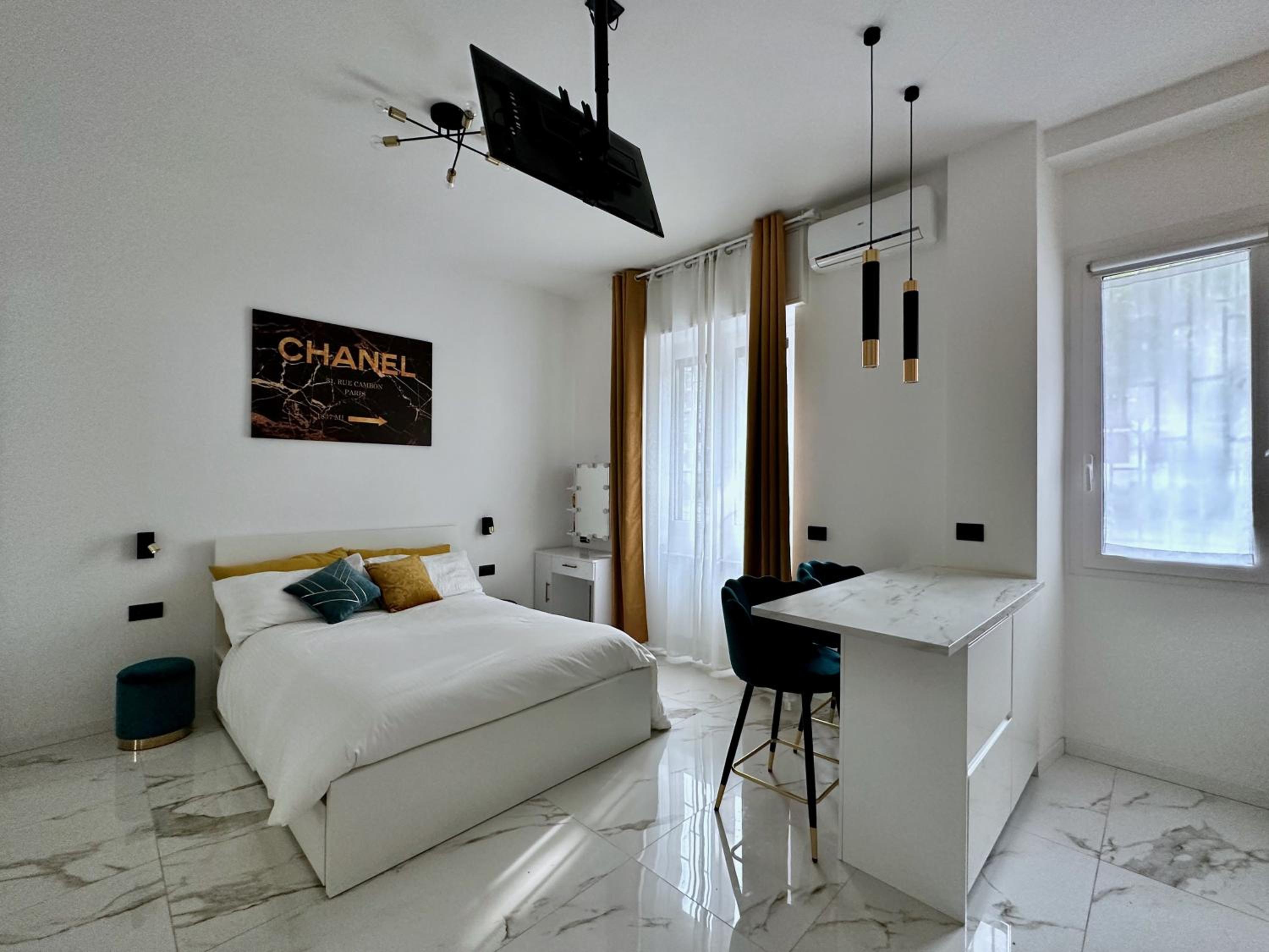 hotel room
