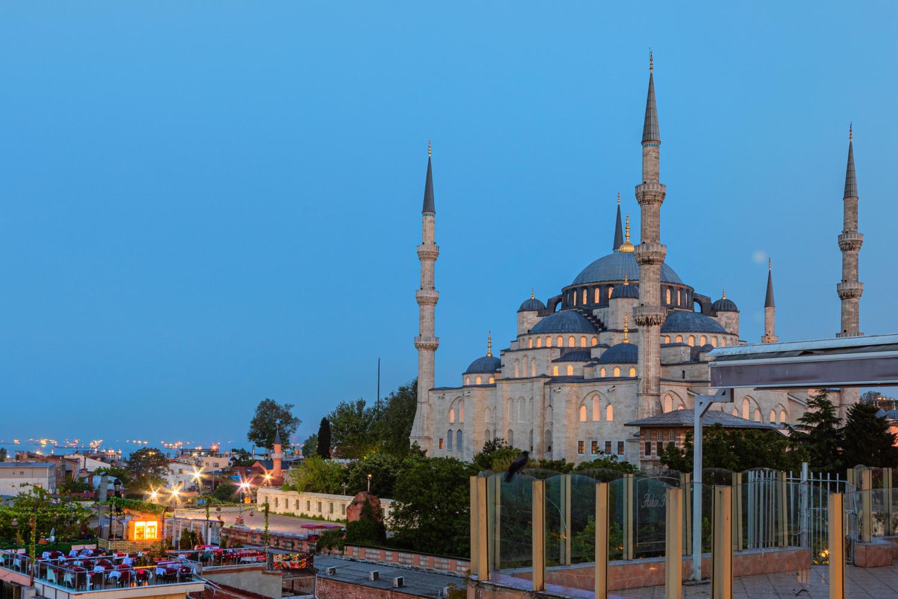 Eastanbul Suitleri - Image 137