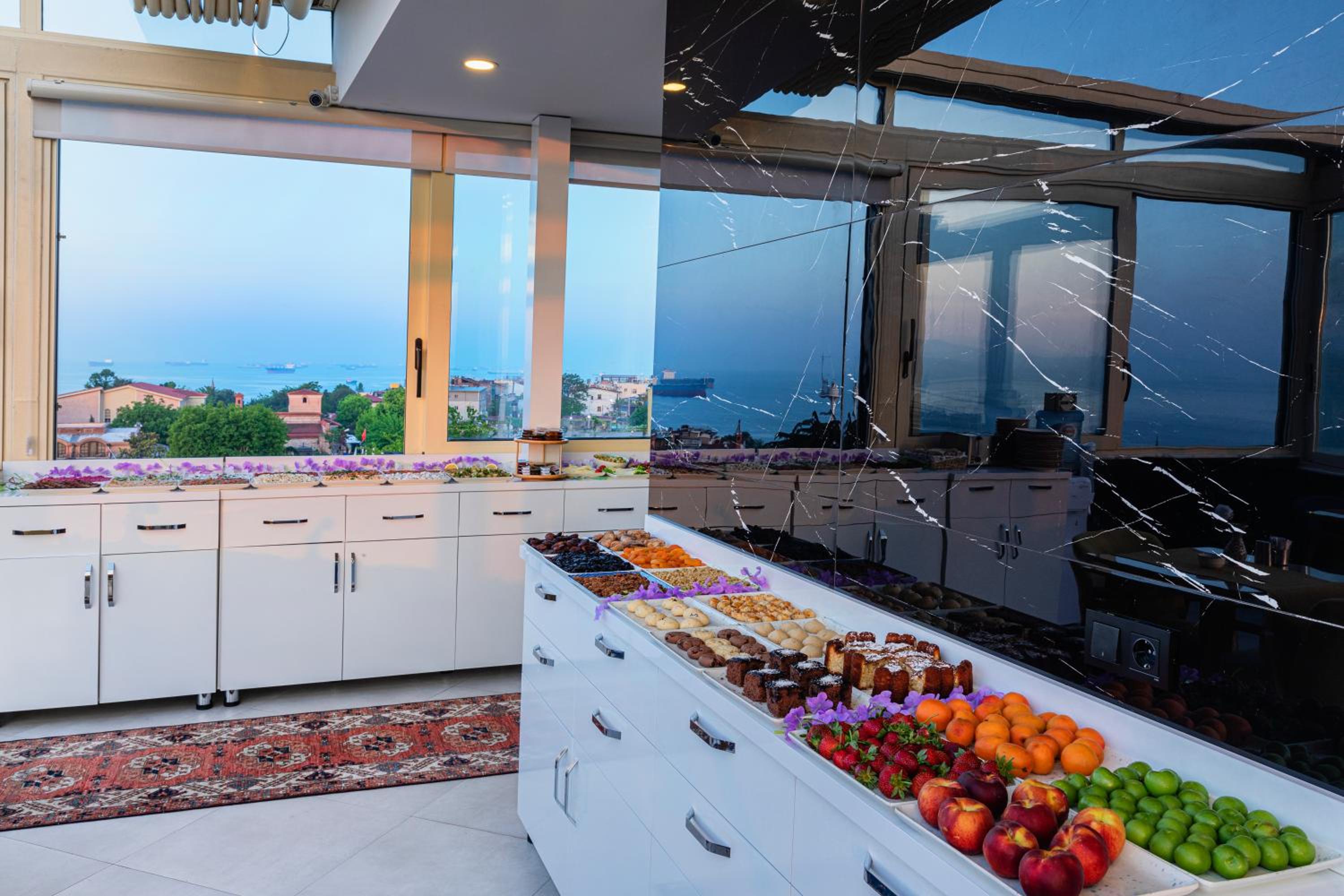 Eastanbul Suitleri - Image 124