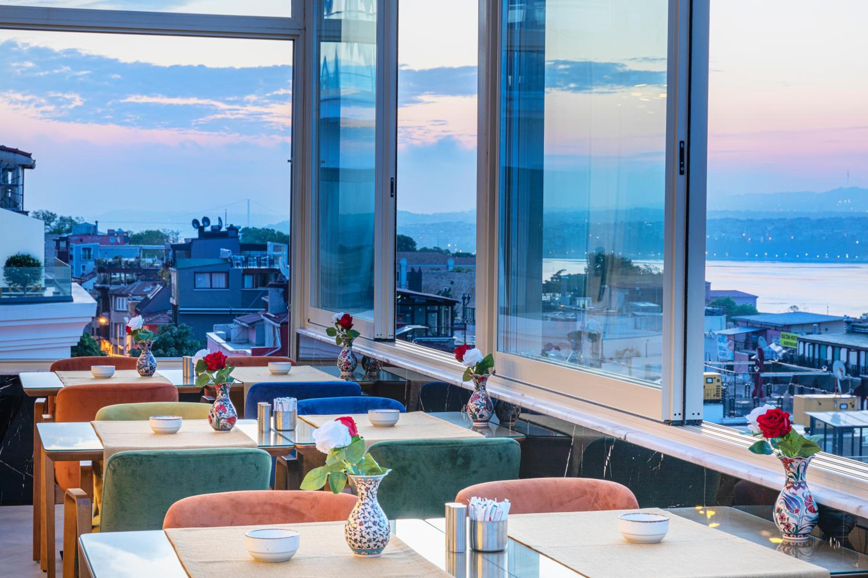 Eastanbul Suitleri - Image 128