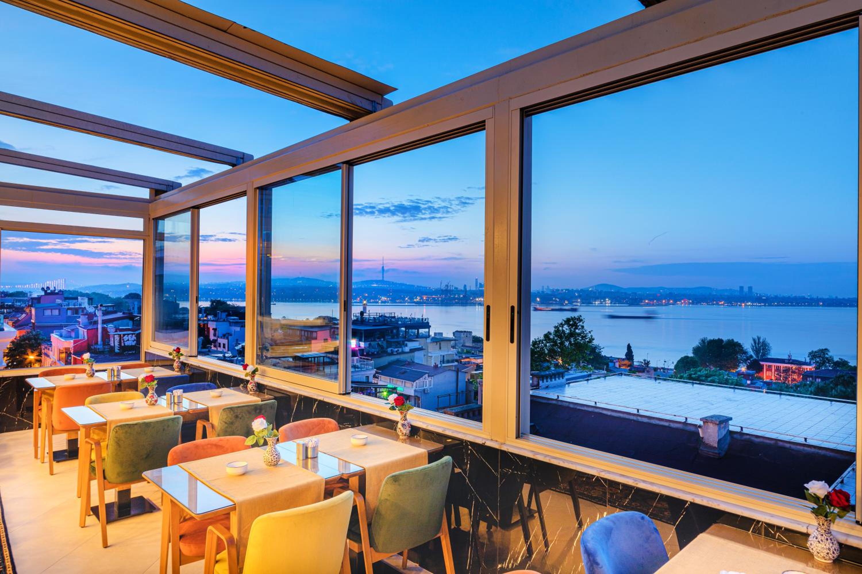 Eastanbul Suitleri - Image 132