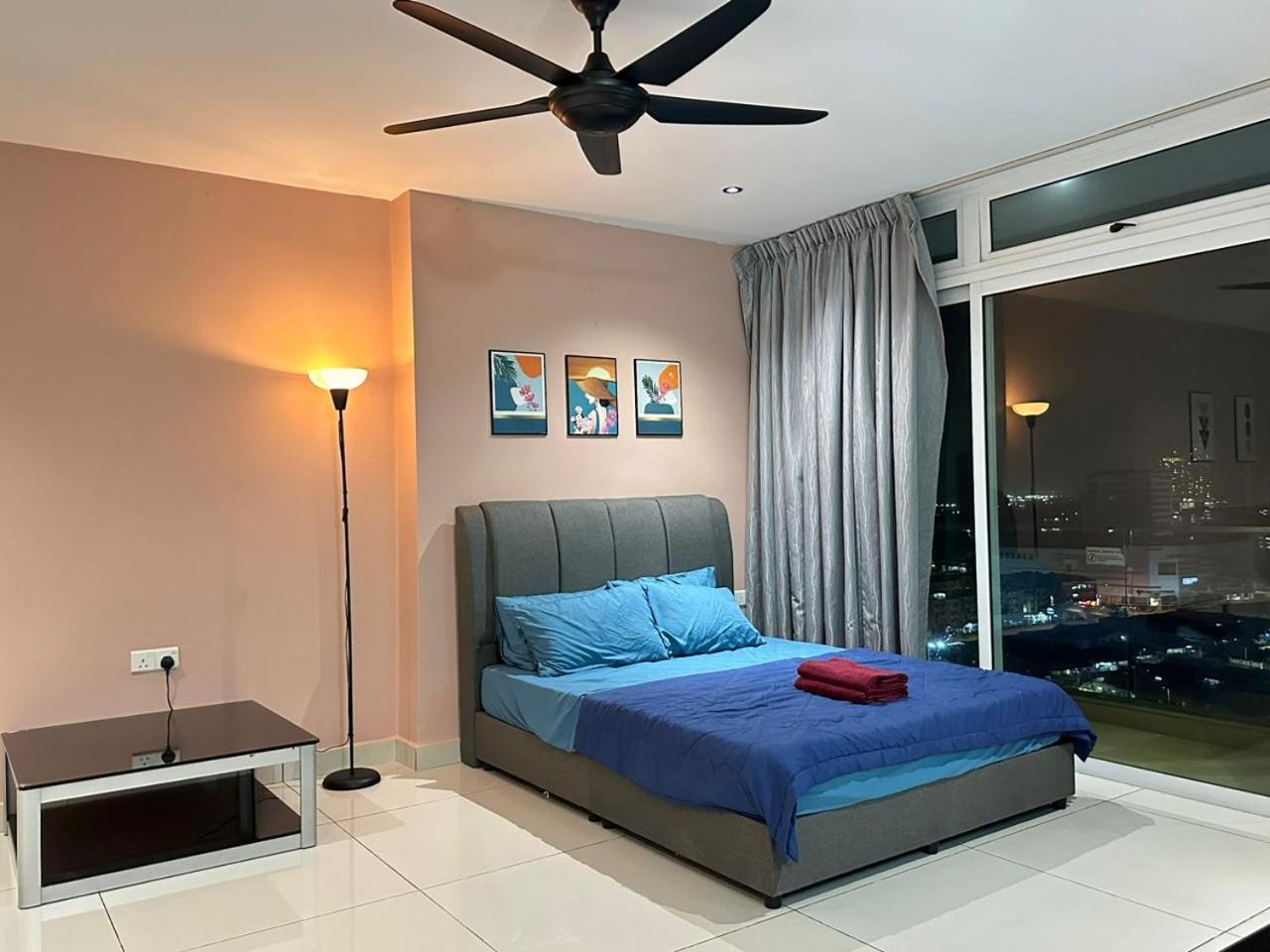 KSL 2Bedroom with WiFi Netflix 58 inch TV high floor balcony