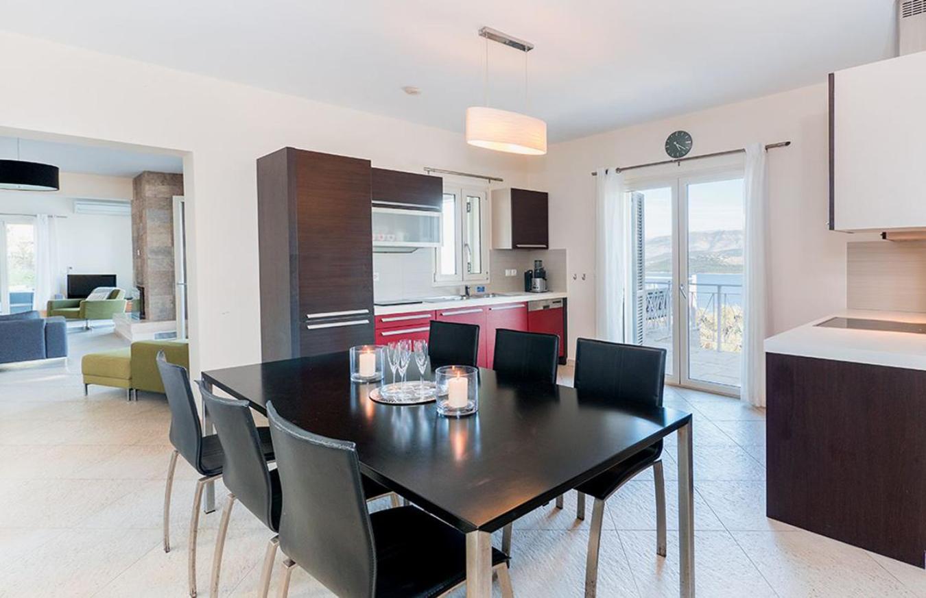 Omolos House photo 4