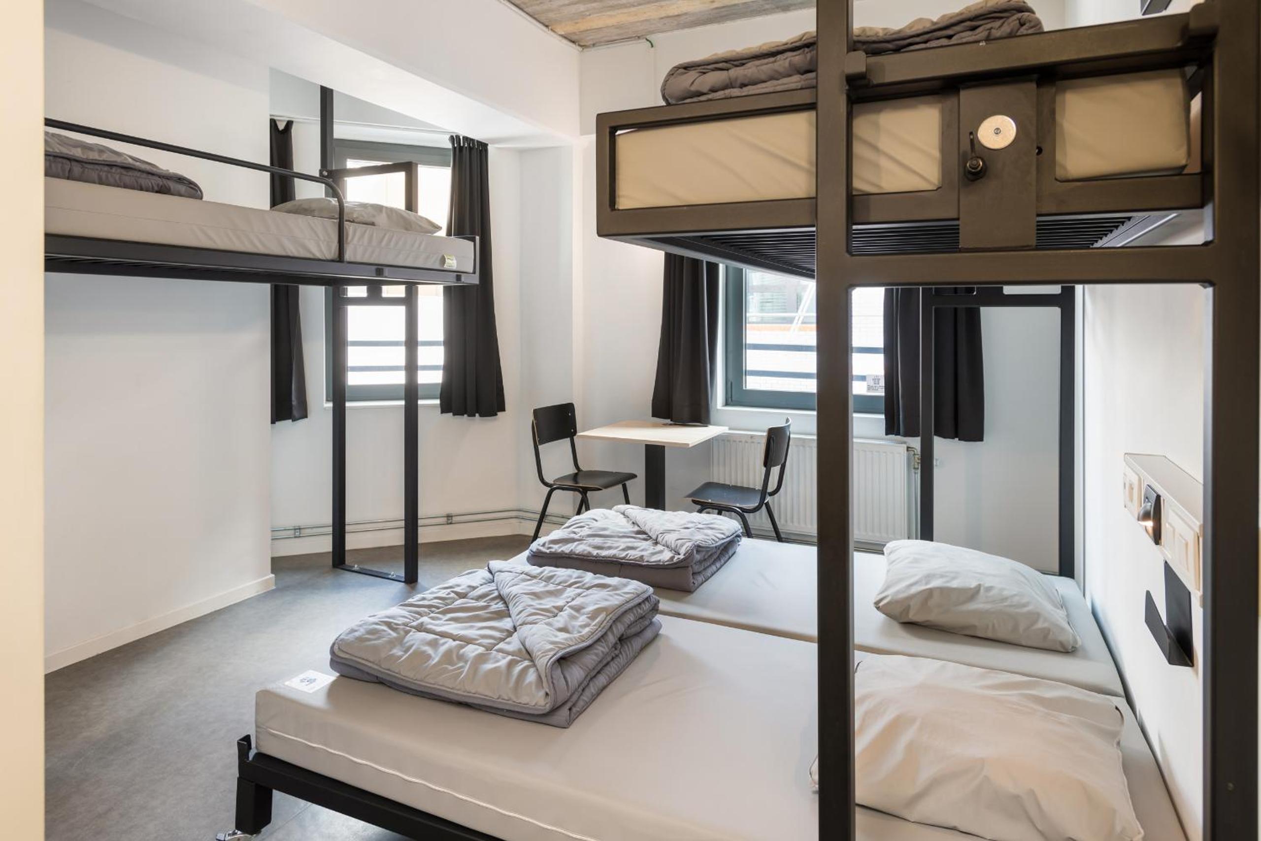 HI HOSTEL CHARLEROI Brussels South Airport