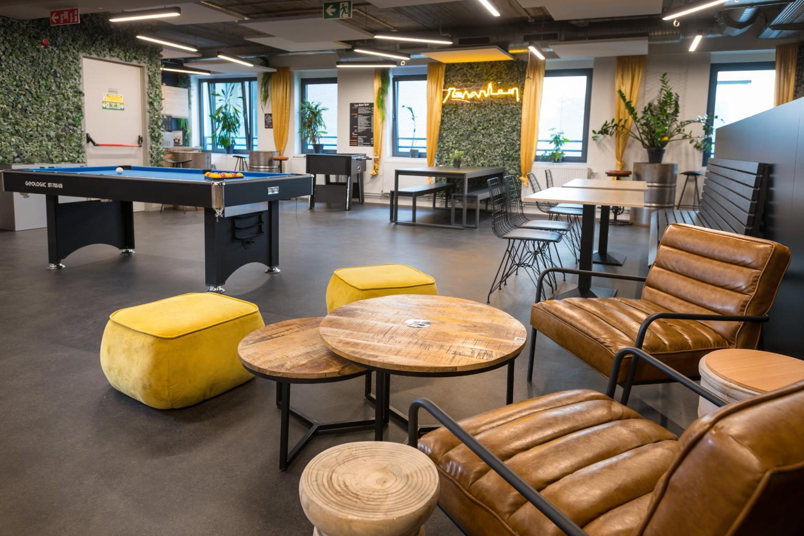 HI HOSTEL CHARLEROI Brussels South Airport