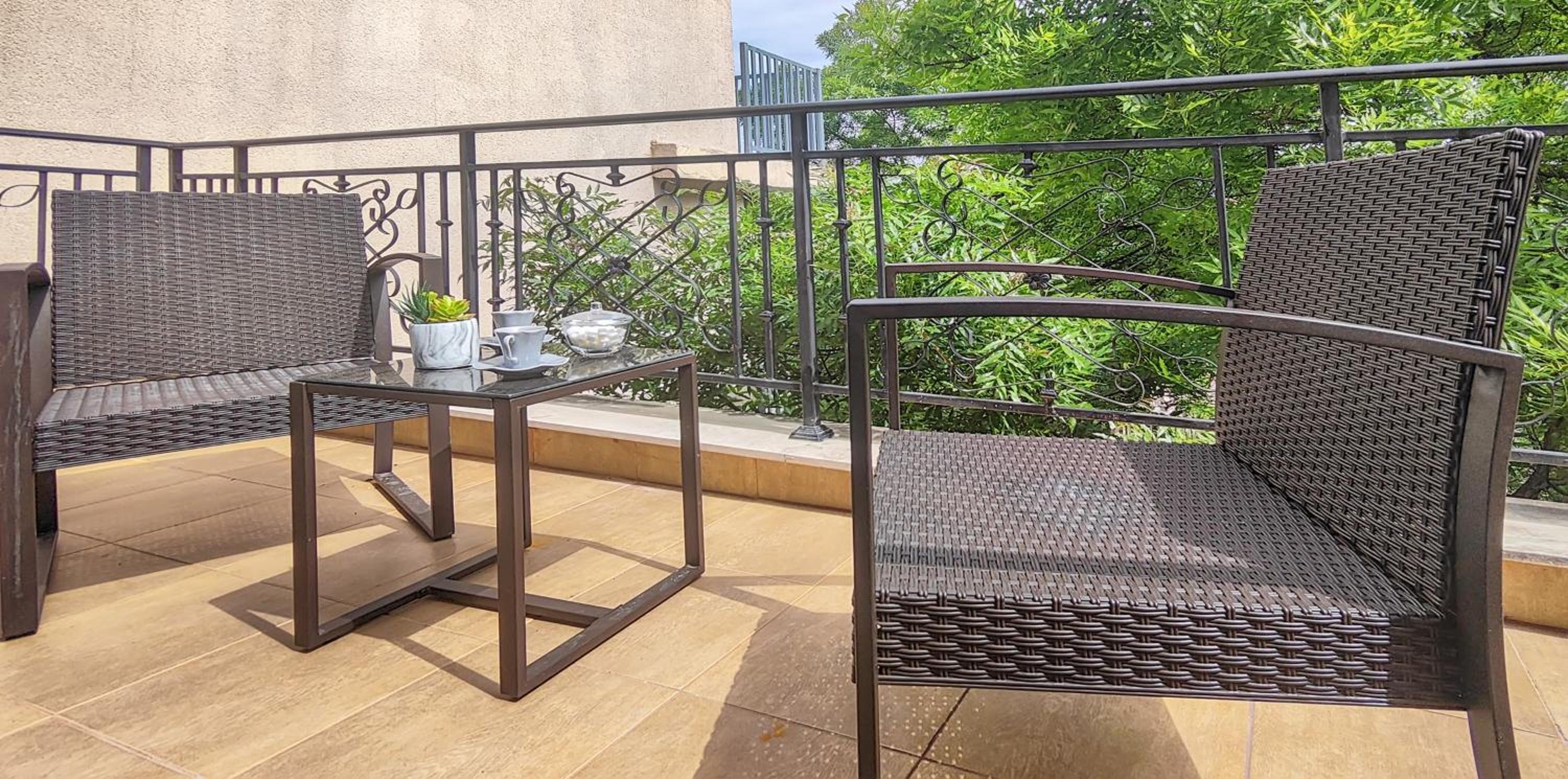 Sapphire Holiday Apartments