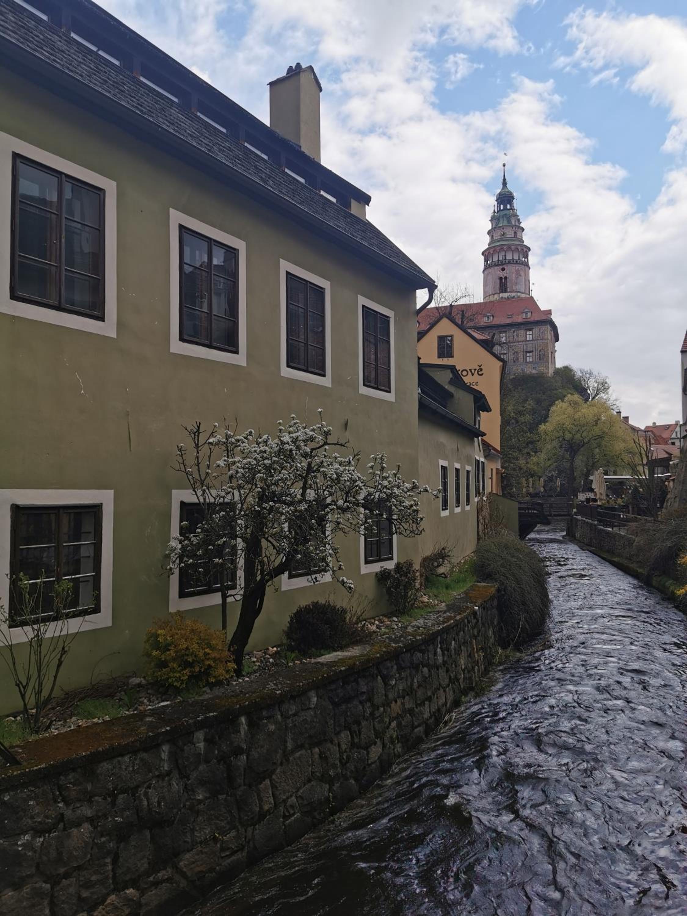 Apartmán s terasou a výhledem na jezero Lipno