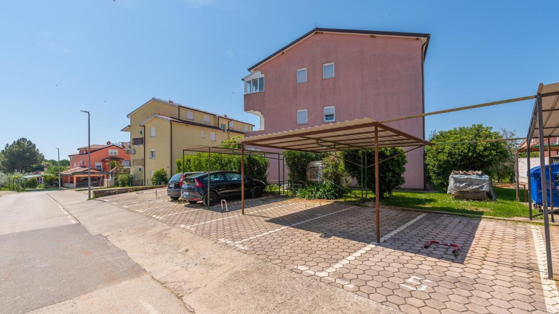 Apartment Valens