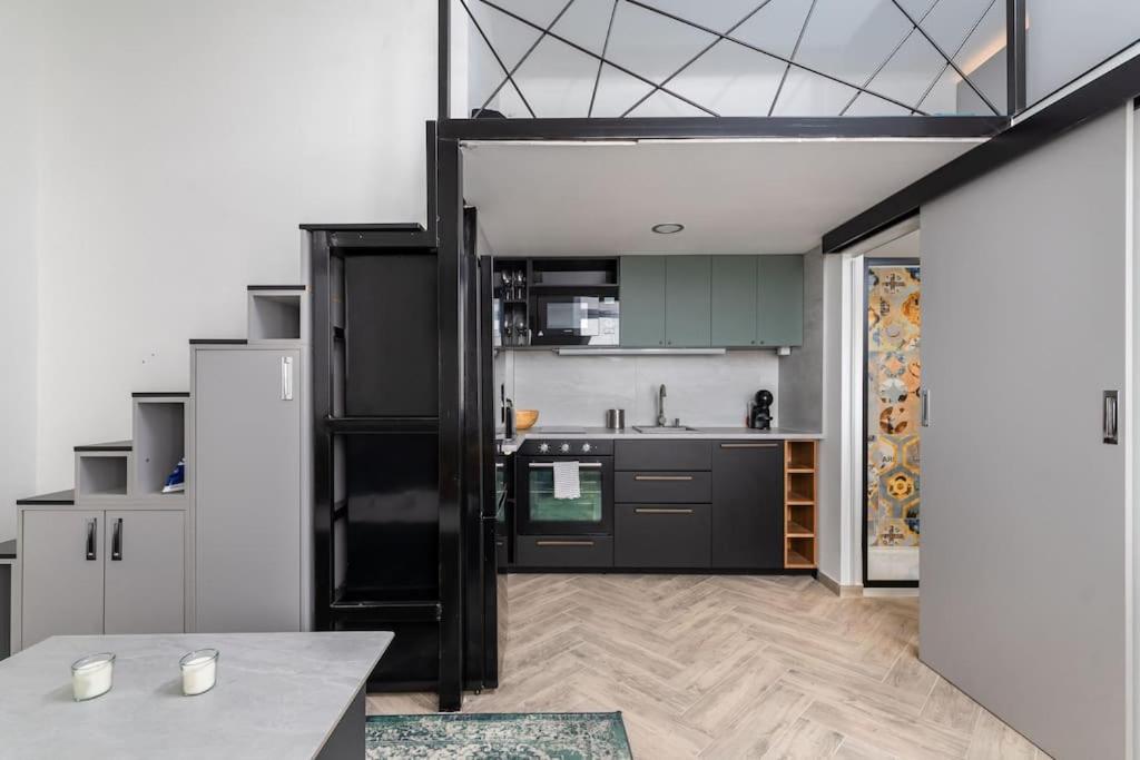 Swarz's Soho Apartment view 4