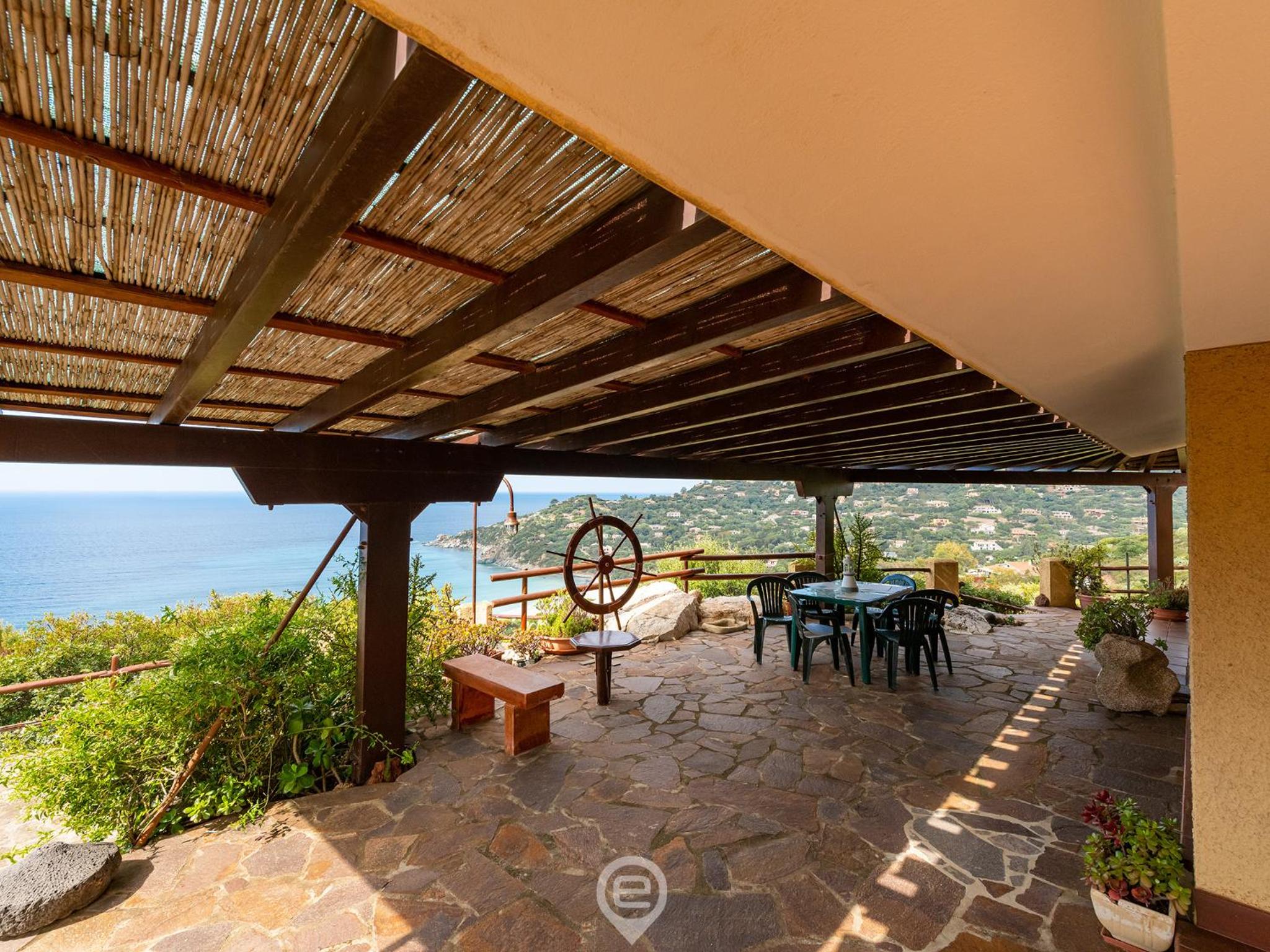Enchanting Seaview Getaway view 3