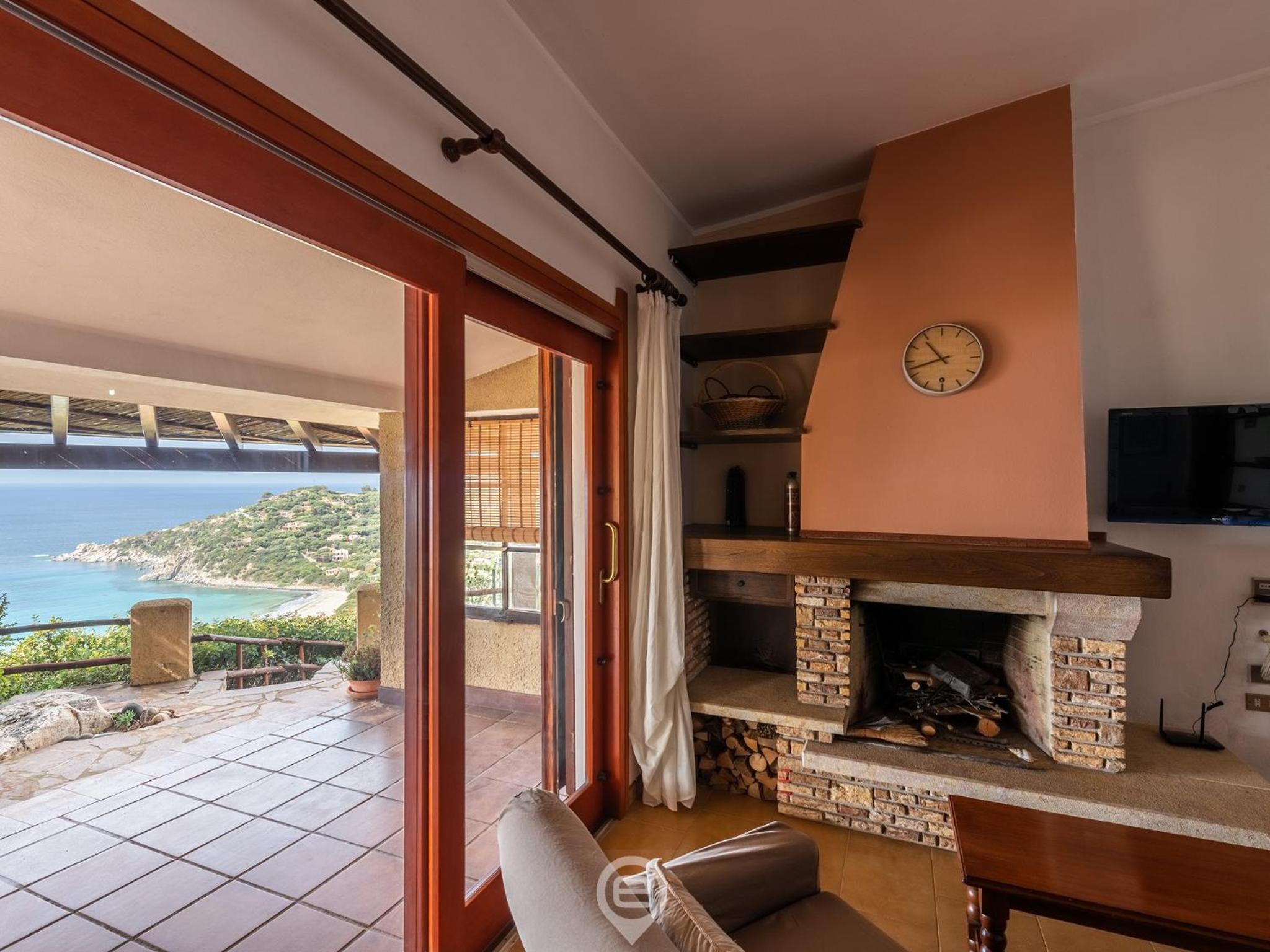 Enchanting Seaview Getaway view 5