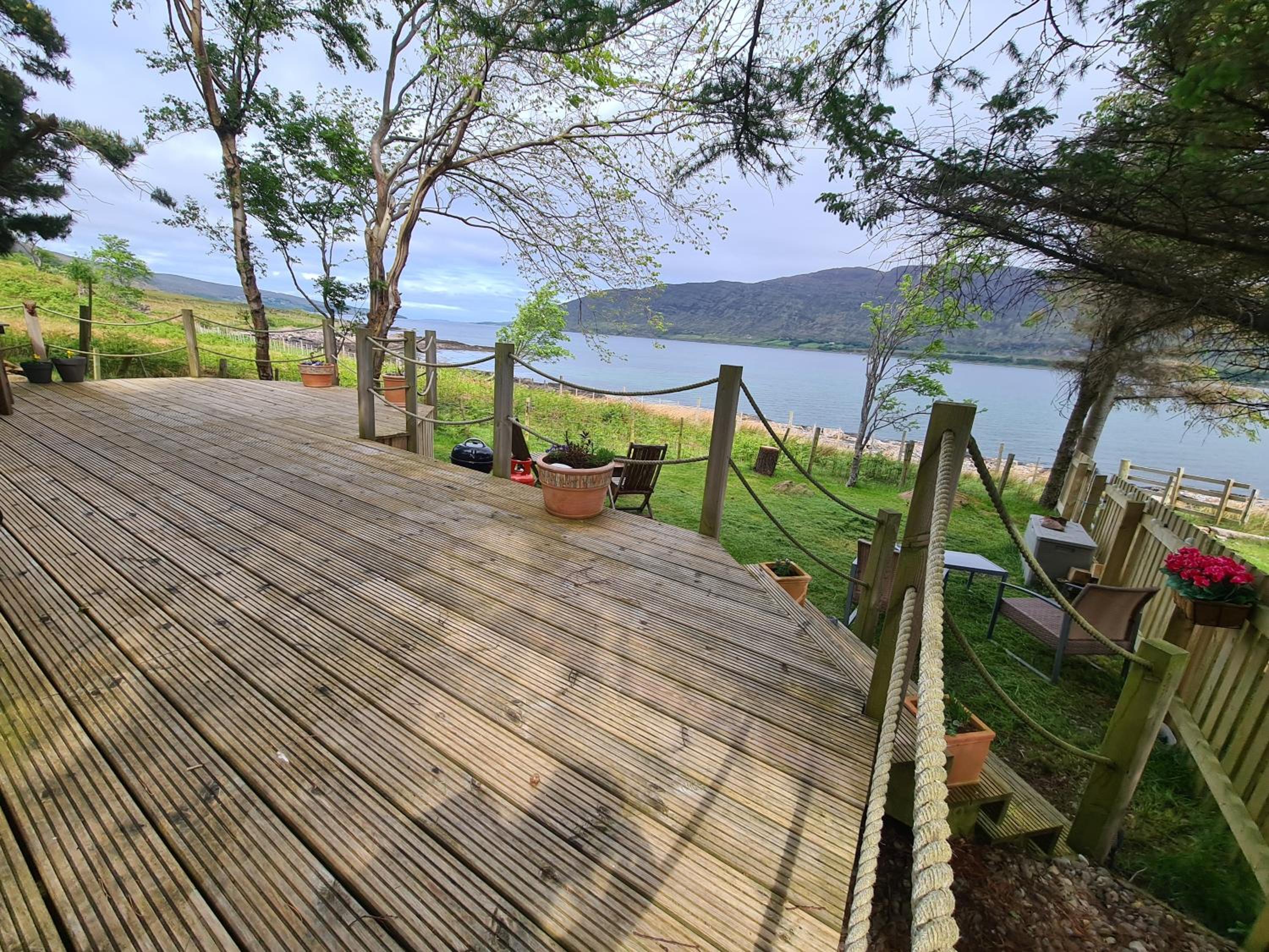 The bay ,luxury shepherds hut, view 5