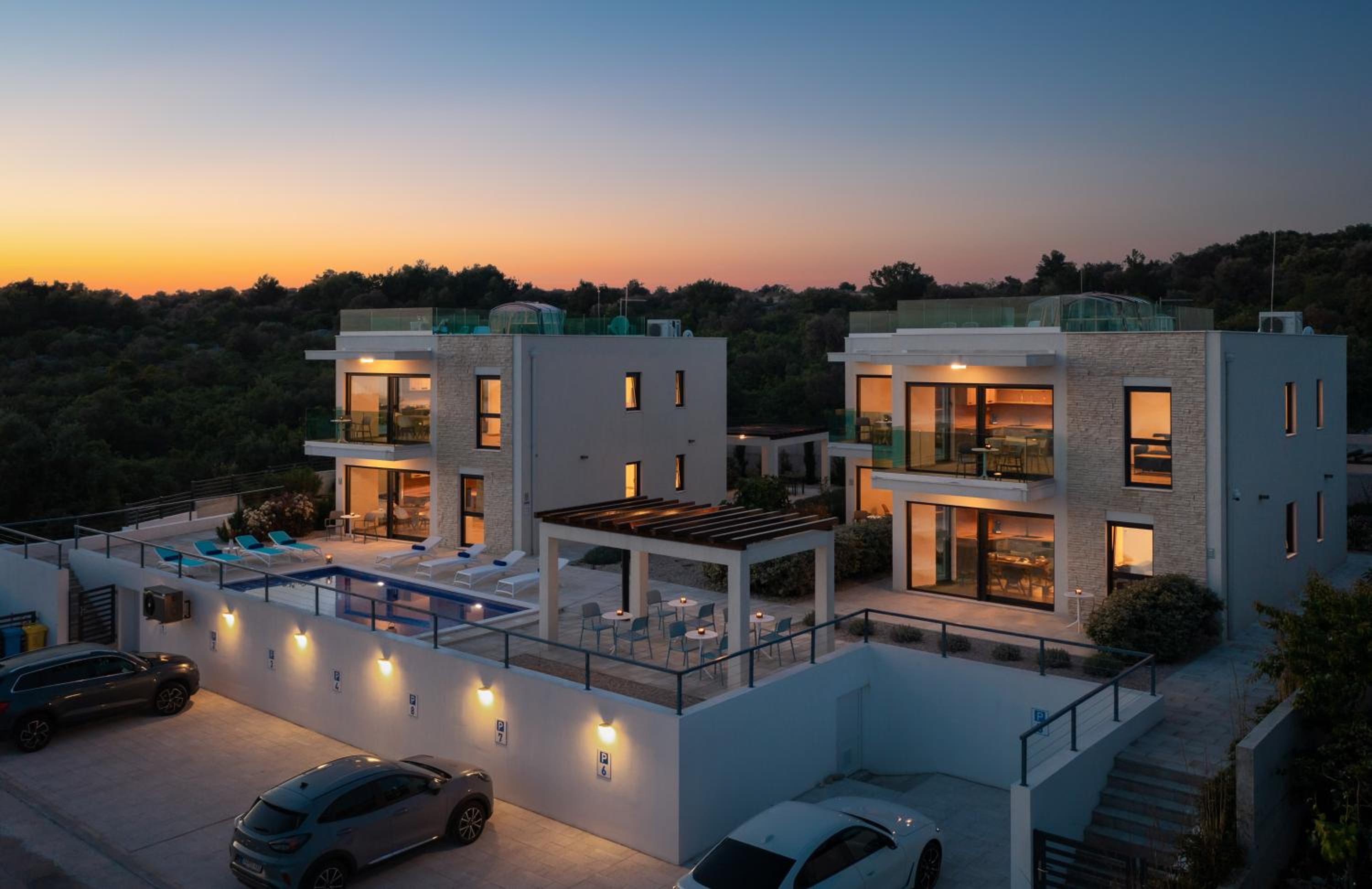 Sun Resort Apartments view 3