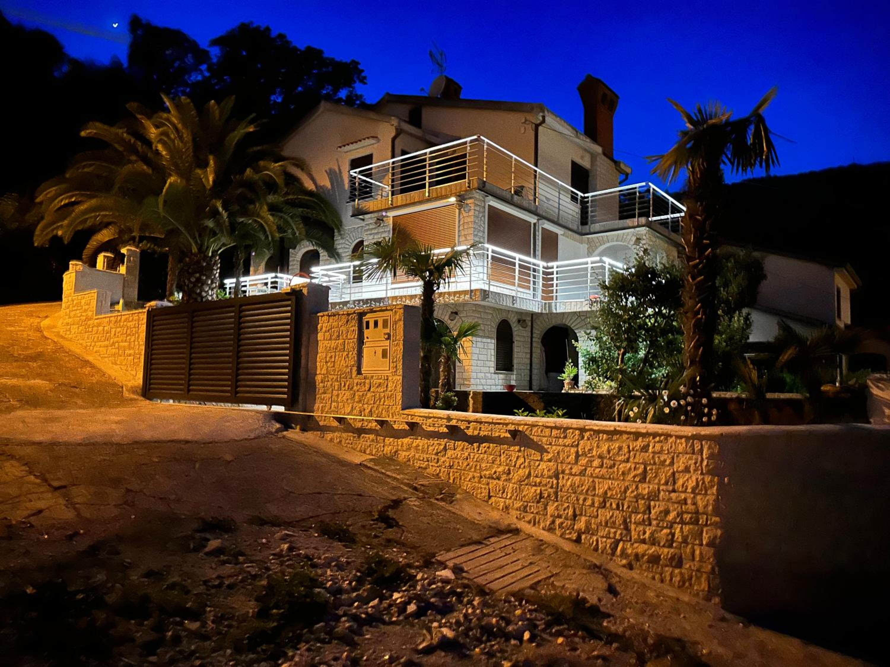 Vacation Home Lucija