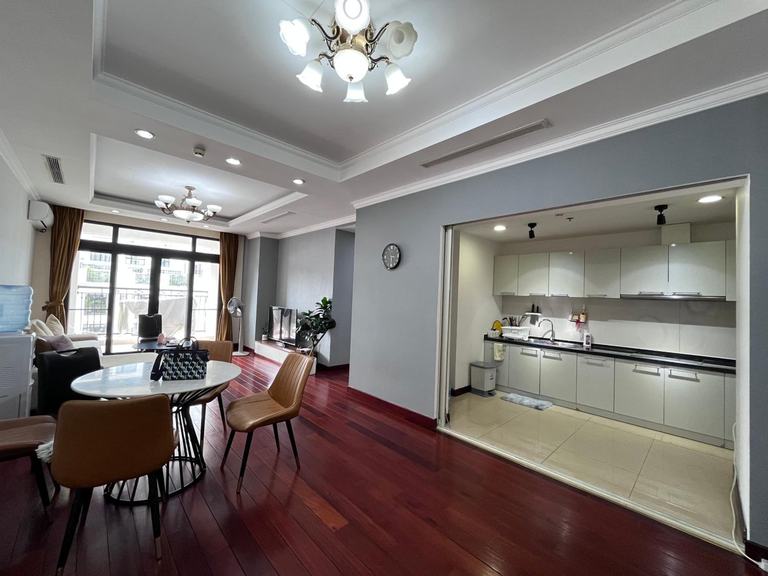 Vinhomes Royal City Apartment 3 Br