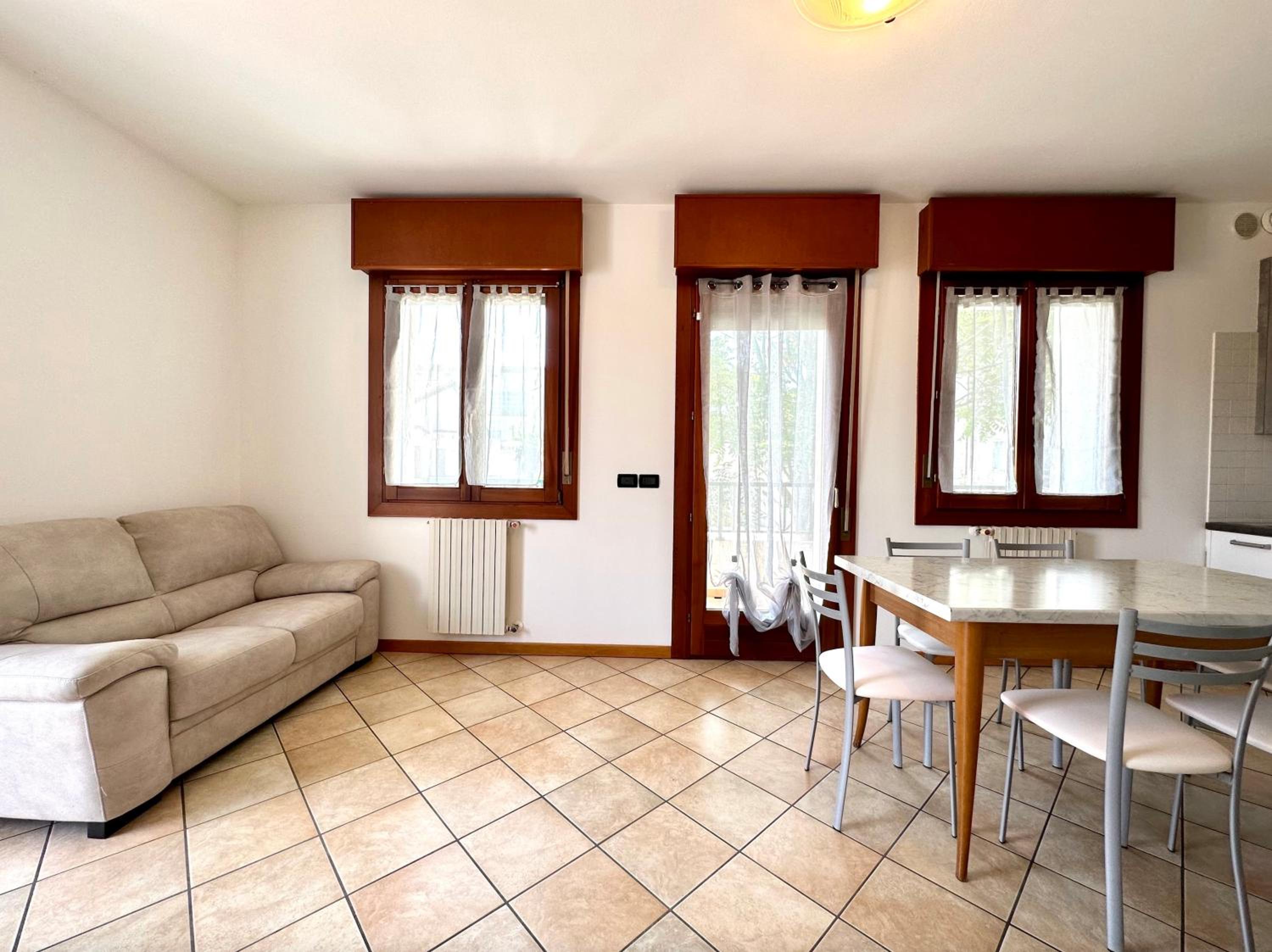 Ginevra - Carraro Immobiliare - Family Apartments view 2
