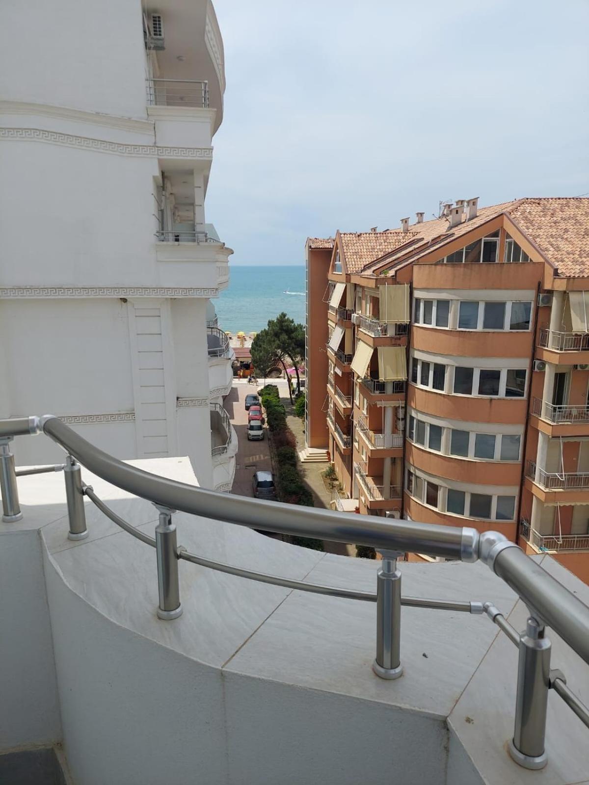 Armando Apartments
