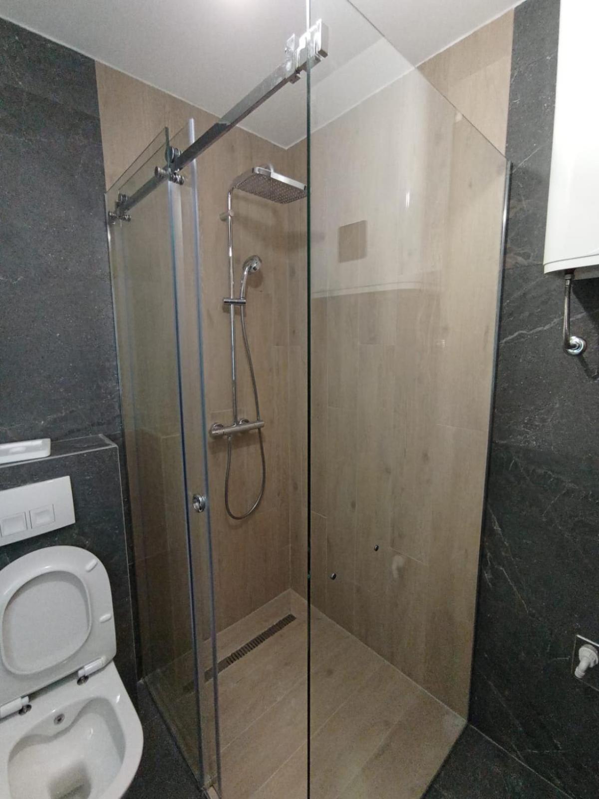 NA STAZI-Luxury Mountain- on the ski slope-Free parking,Tuzlaks apartment