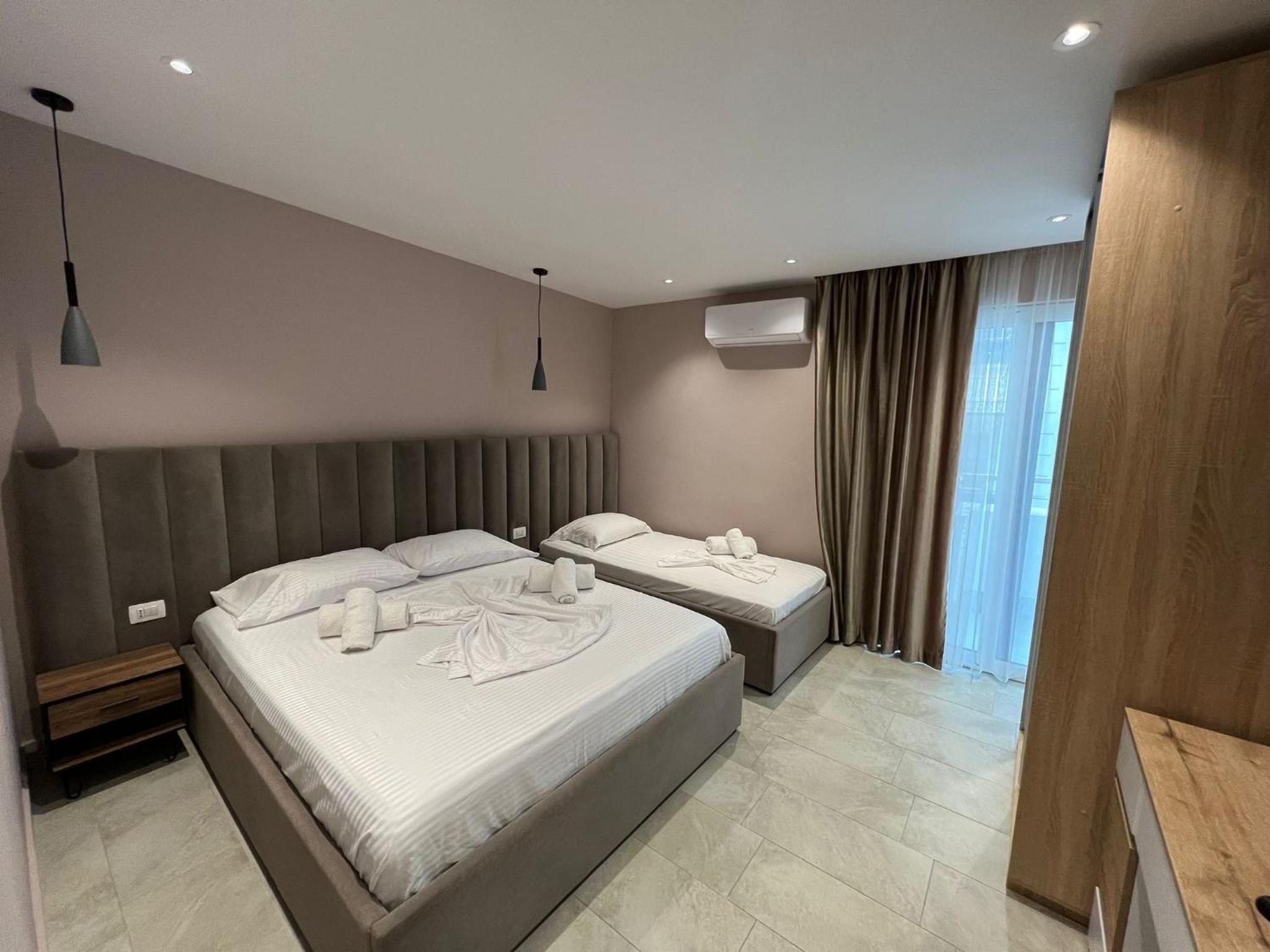 Armando Apartments