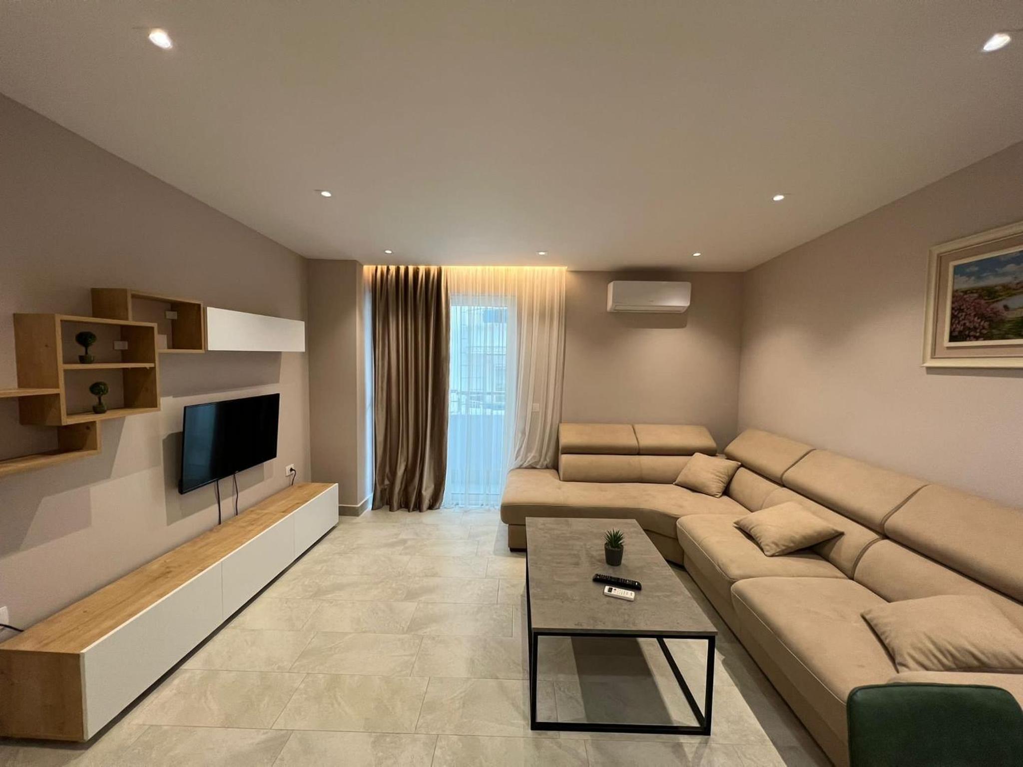 Armando Apartments