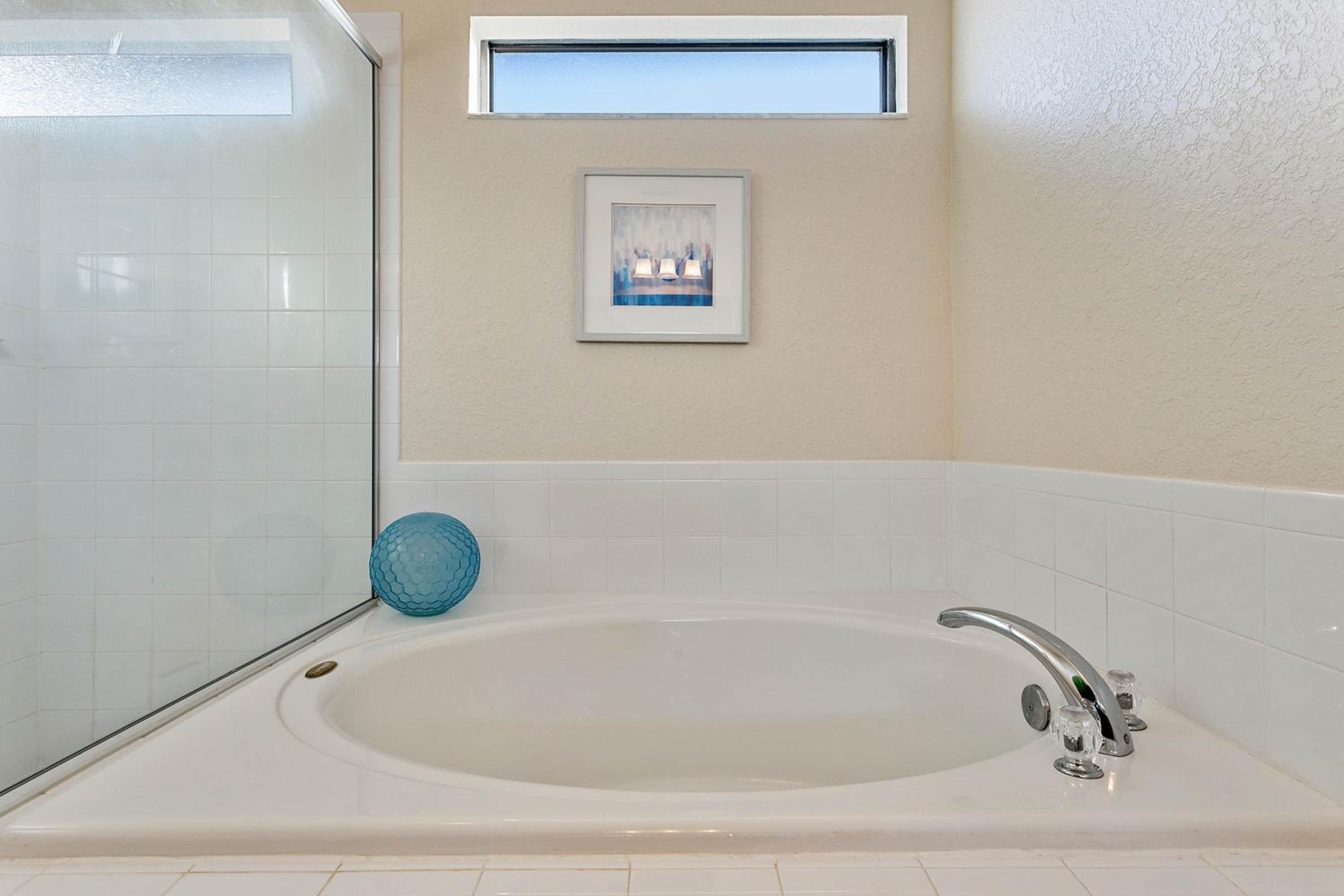 Paradise Resort Styles 4 BEDROOMS with 3 baths Pool and SPA