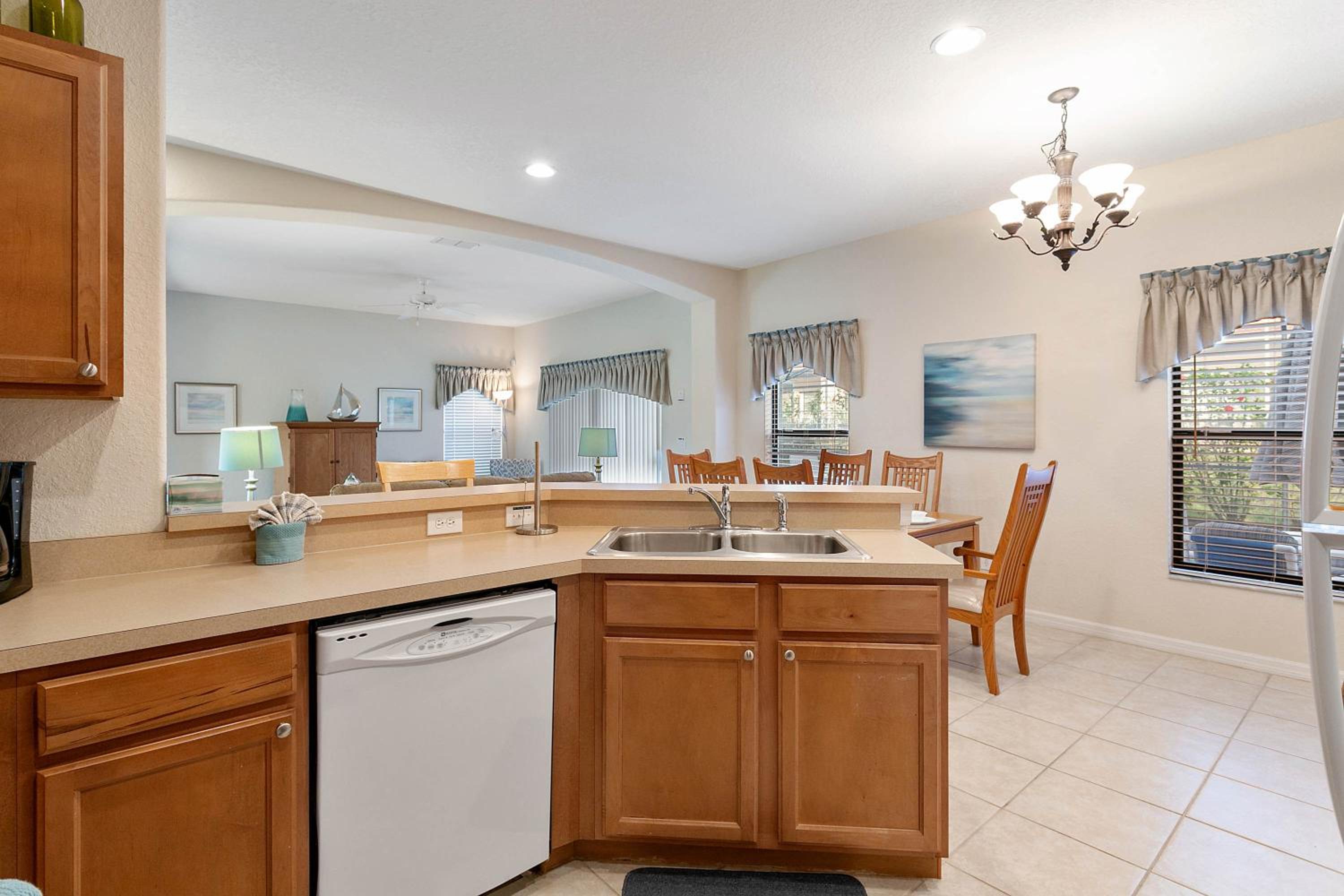 Paradise Resort Styles 4 BEDROOMS with 3 baths Pool and SPA
