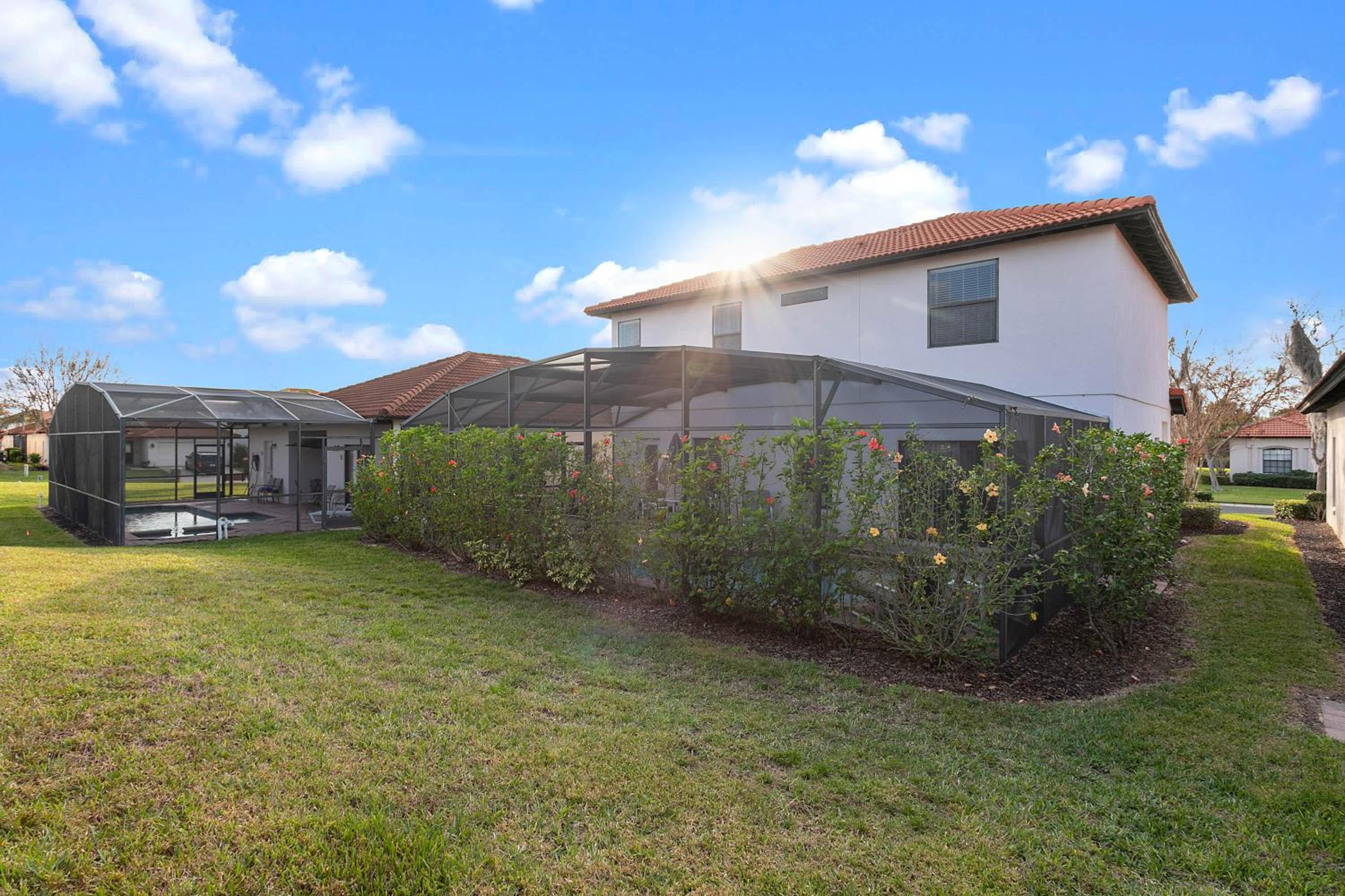 Paradise Resort Styles 4 BEDROOMS with 3 baths Pool and SPA