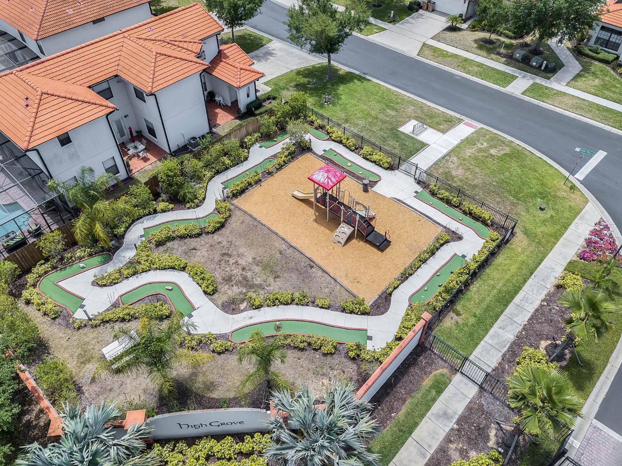 Paradise Resort Styles 4 BEDROOMS with 3 baths Pool and SPA