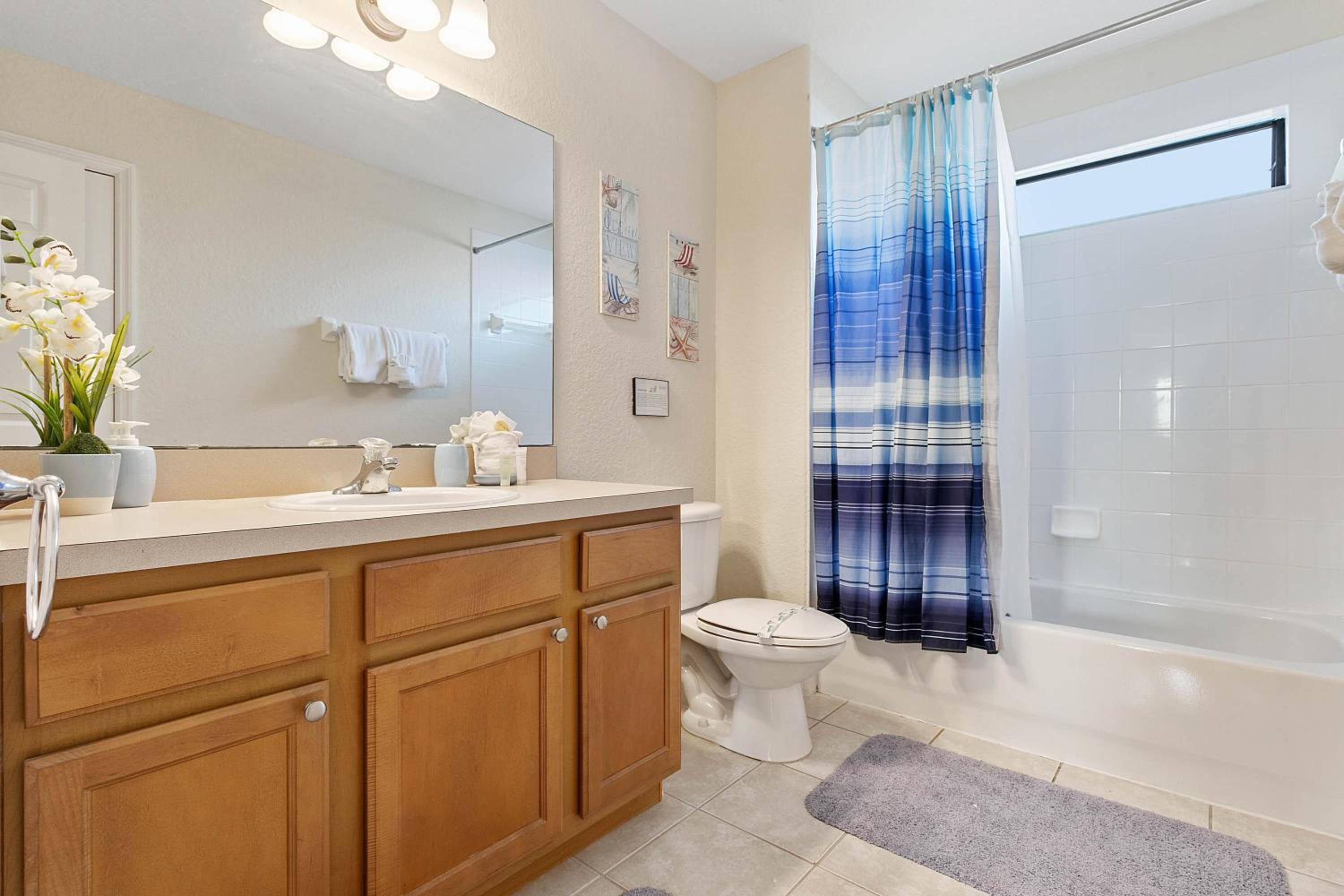 Paradise Resort Styles 4 BEDROOMS with 3 baths Pool and SPA
