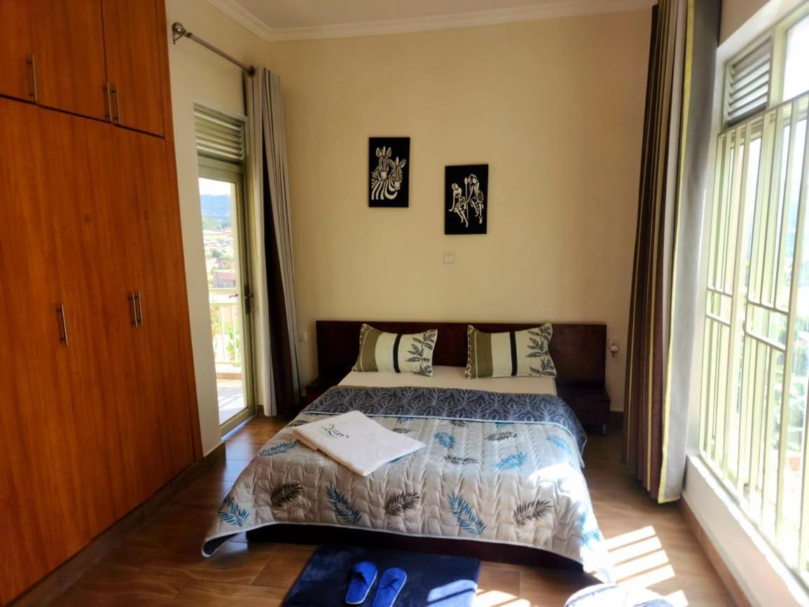 DAZZLET RWANDA