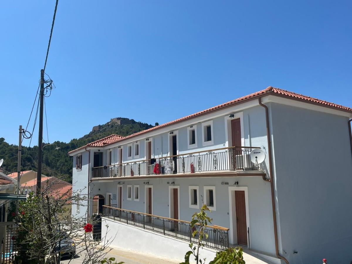 Vassilis Retreat view 5