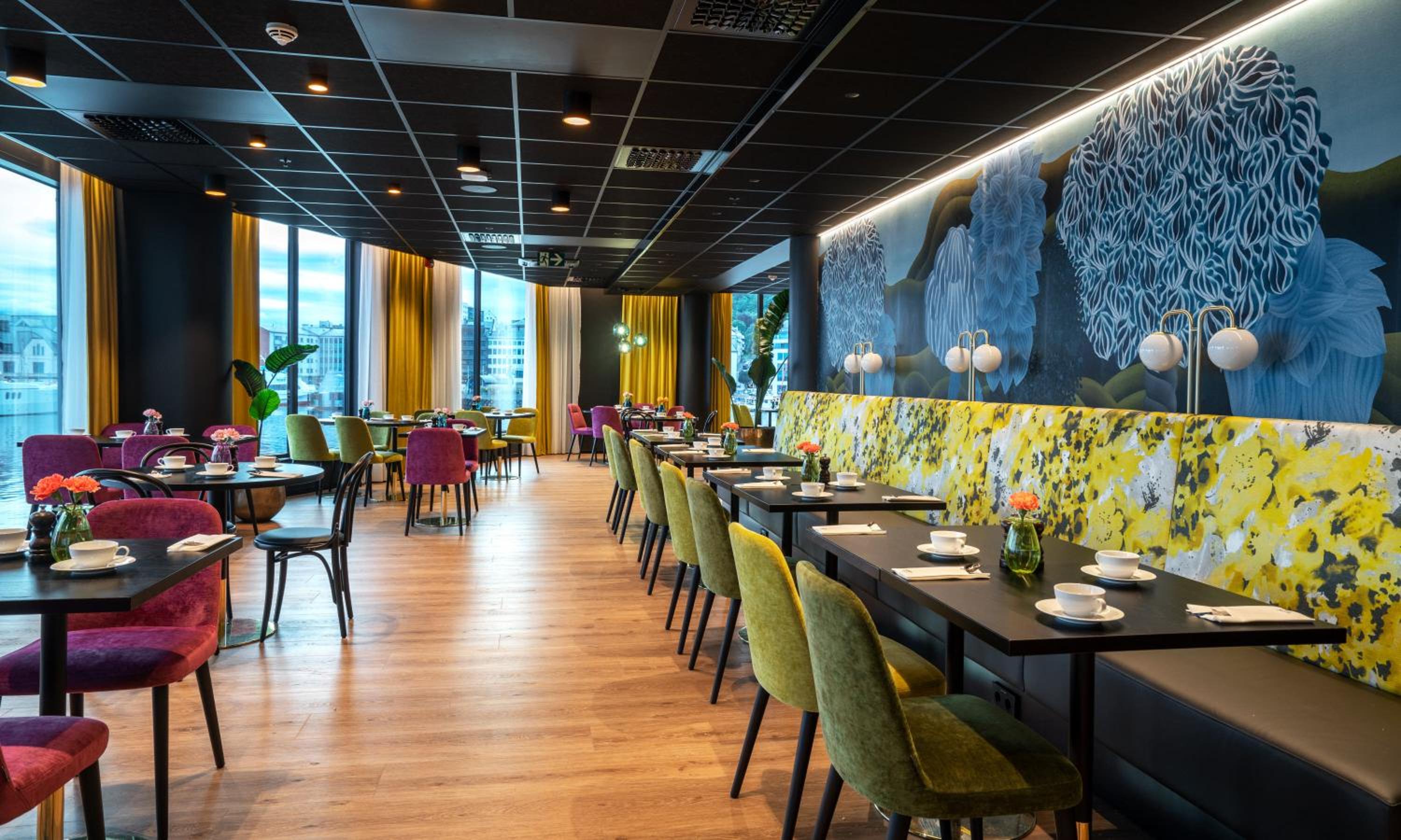 Alesund Vacations - Thon Hotel Alesund - Property Image 11
