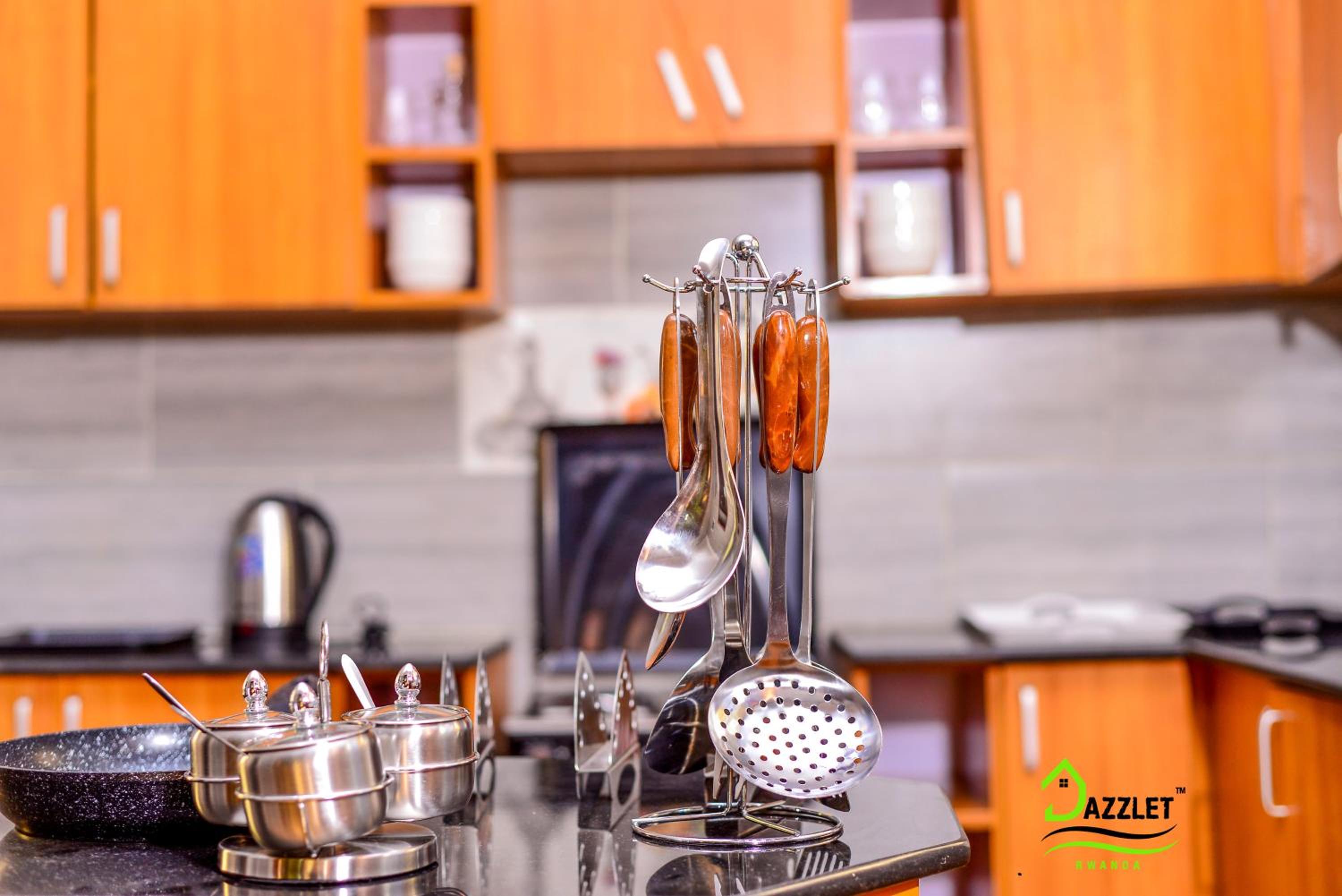 DAZZLET RWANDA
