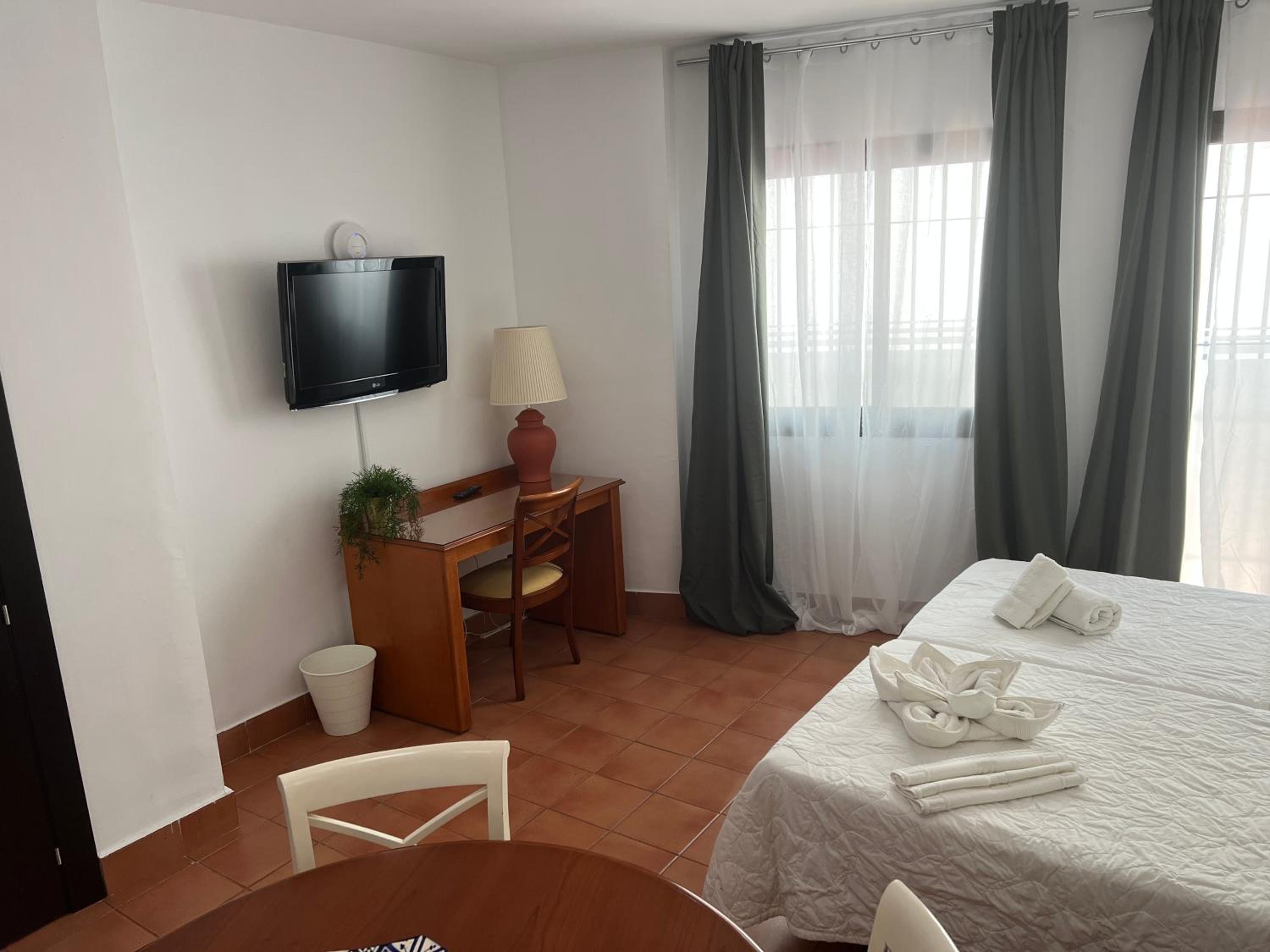 I AM La Posada Hotel and Apartment
