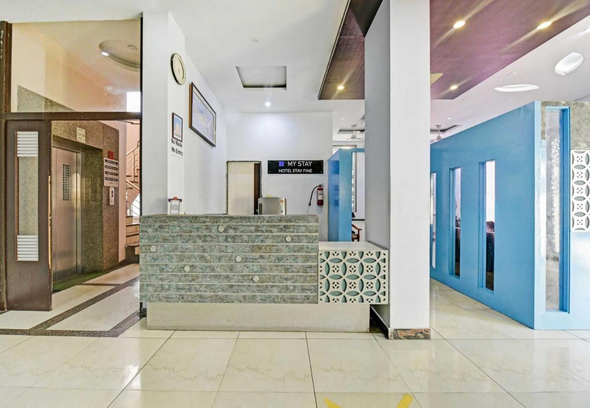 hotel reception