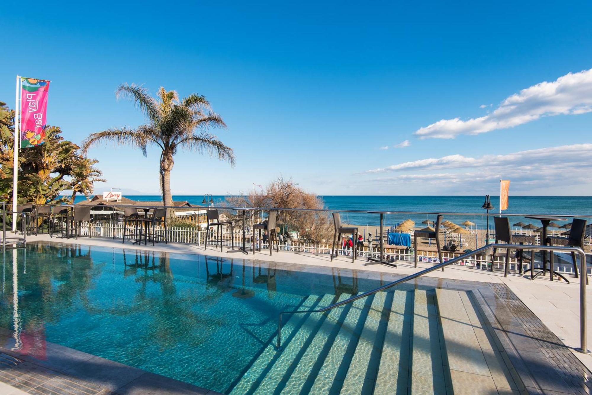 ALOHA MARINA Private APARTMENT 1st line Ocean Beach CARIHUELA