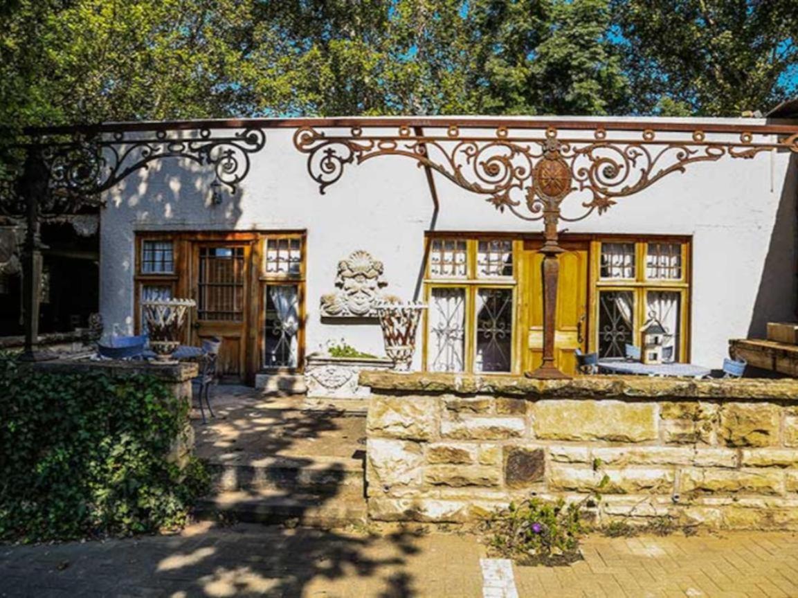 The Green Acorn Guest House