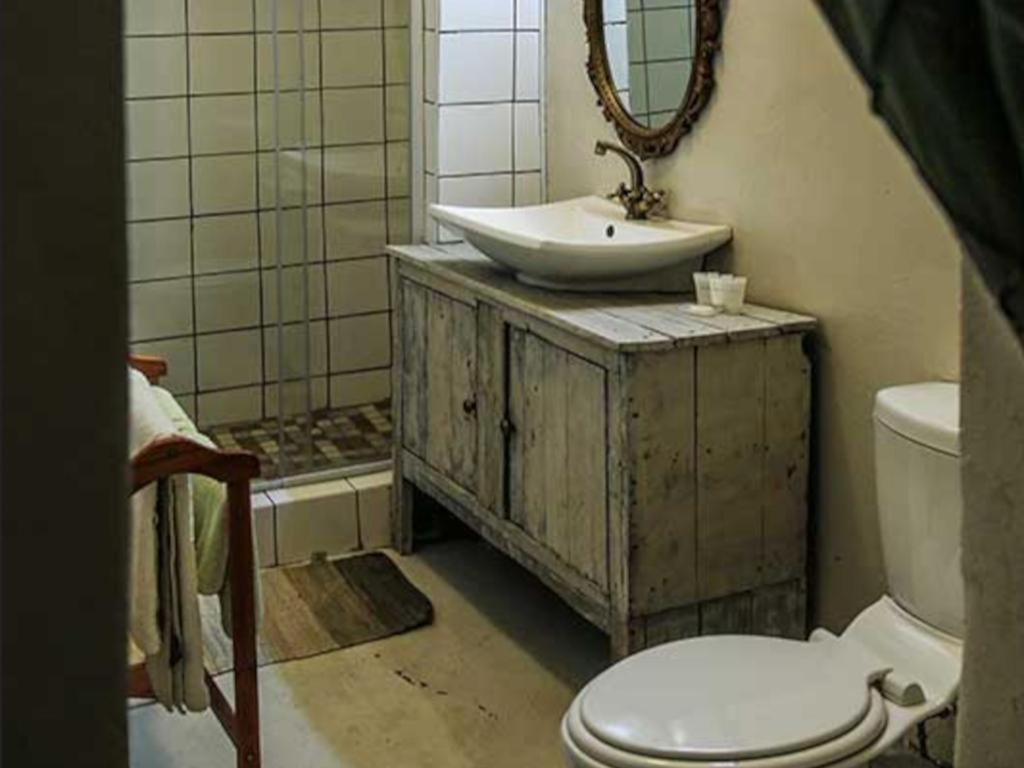 The Green Acorn Guest House